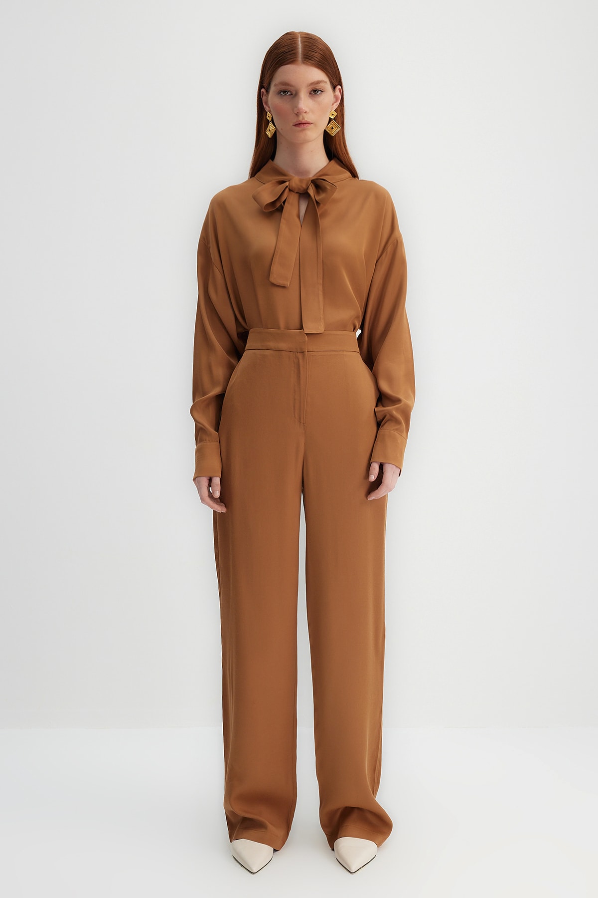 Trendyol X Kevser Sarıoğlu Brown Collar Tunic-Pants Woven Satin Suit with Lacing Detail