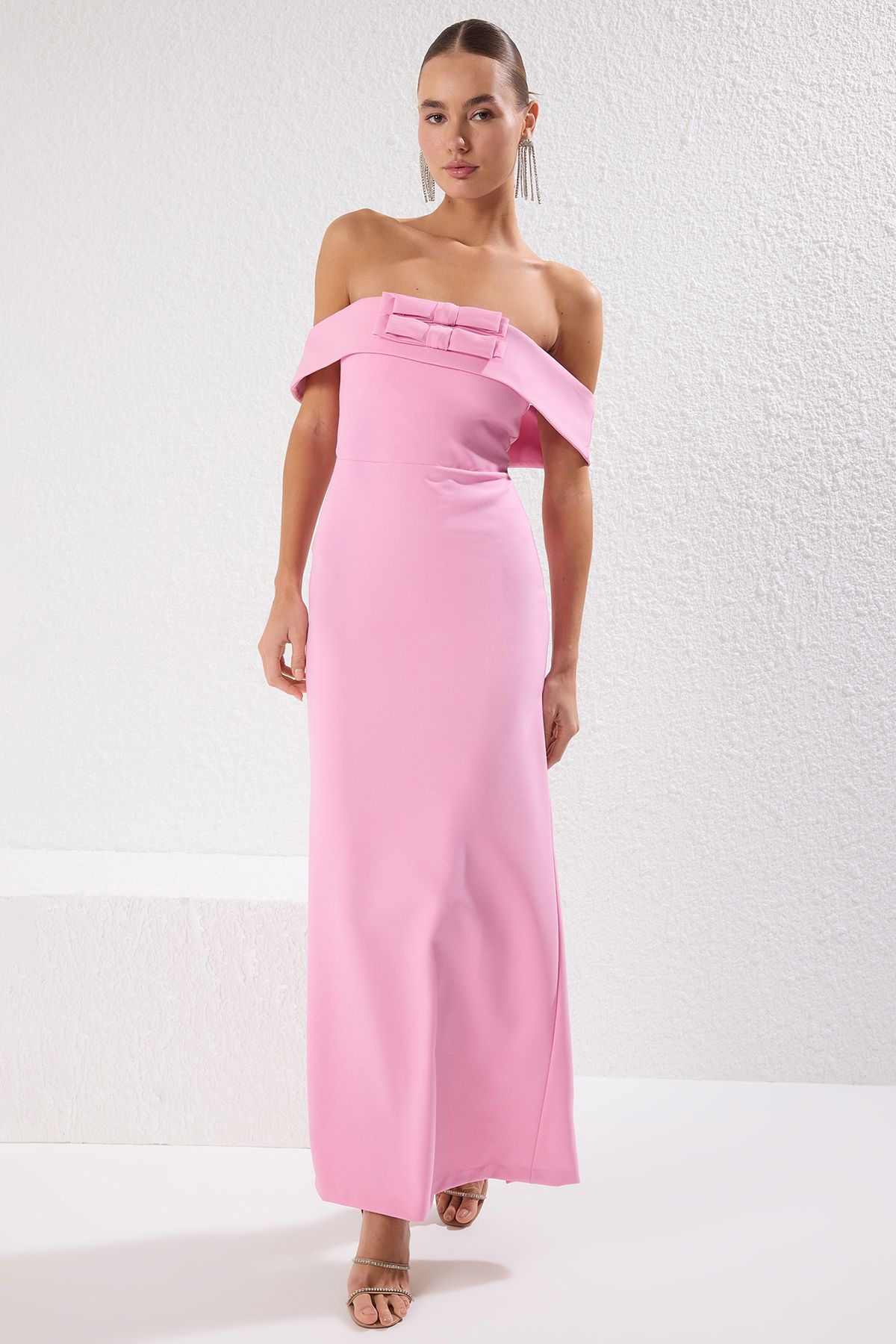Trendyol Pink Straight Straight Cut Bow Woven Finike Maxi Evening Dress & Homecoming Dress