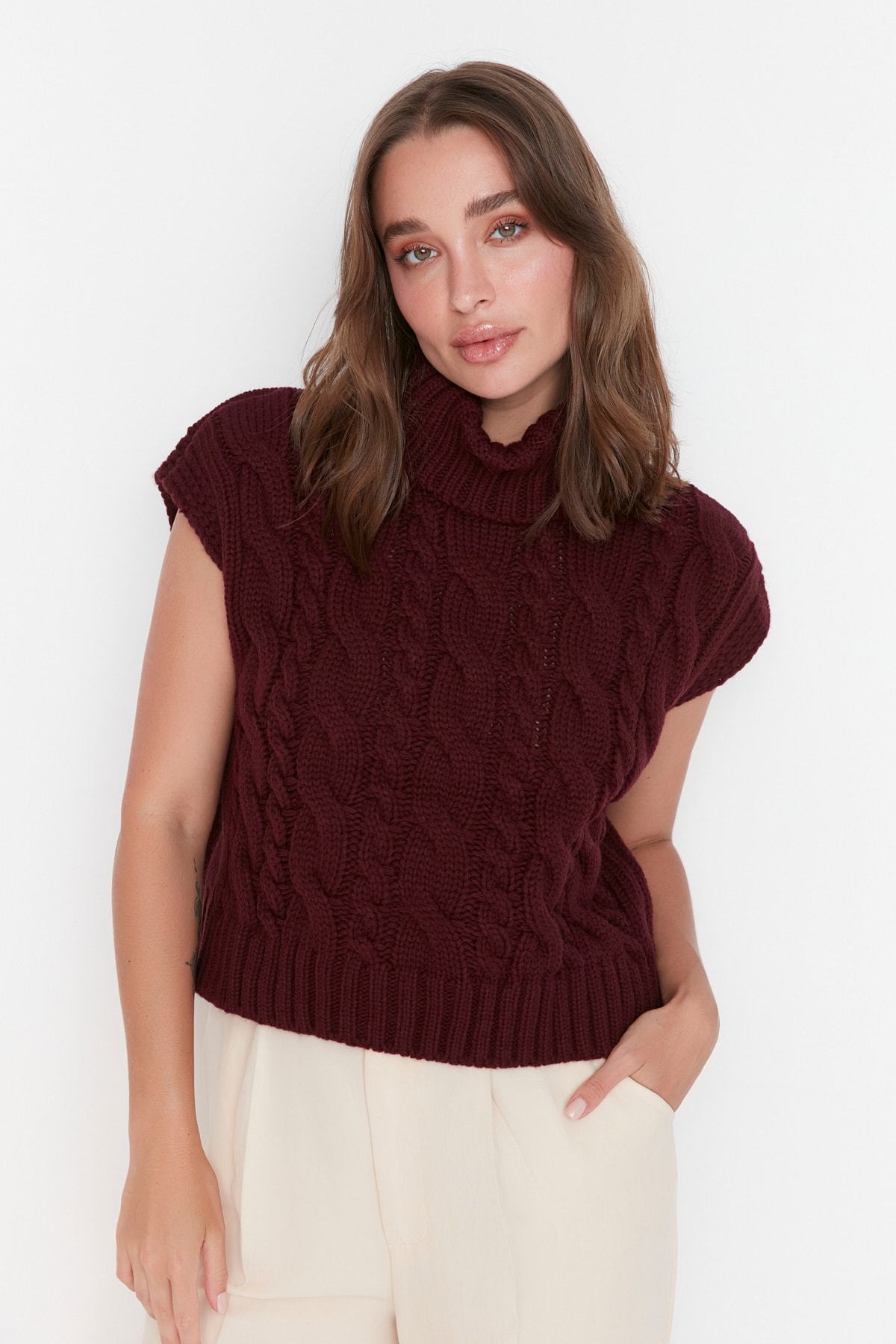Trendyol Burgundy Crop Knit Detailed Turtleneck Knitwear Sweater