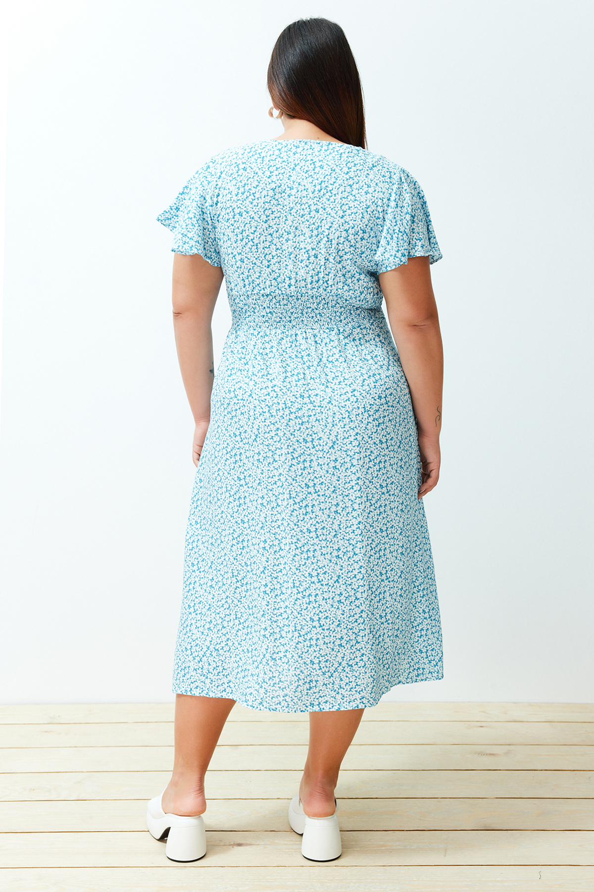 Trendyol Curve Multicolored V-Neck Sleeves Ruffled Floral Elastic Waist Woven Dress