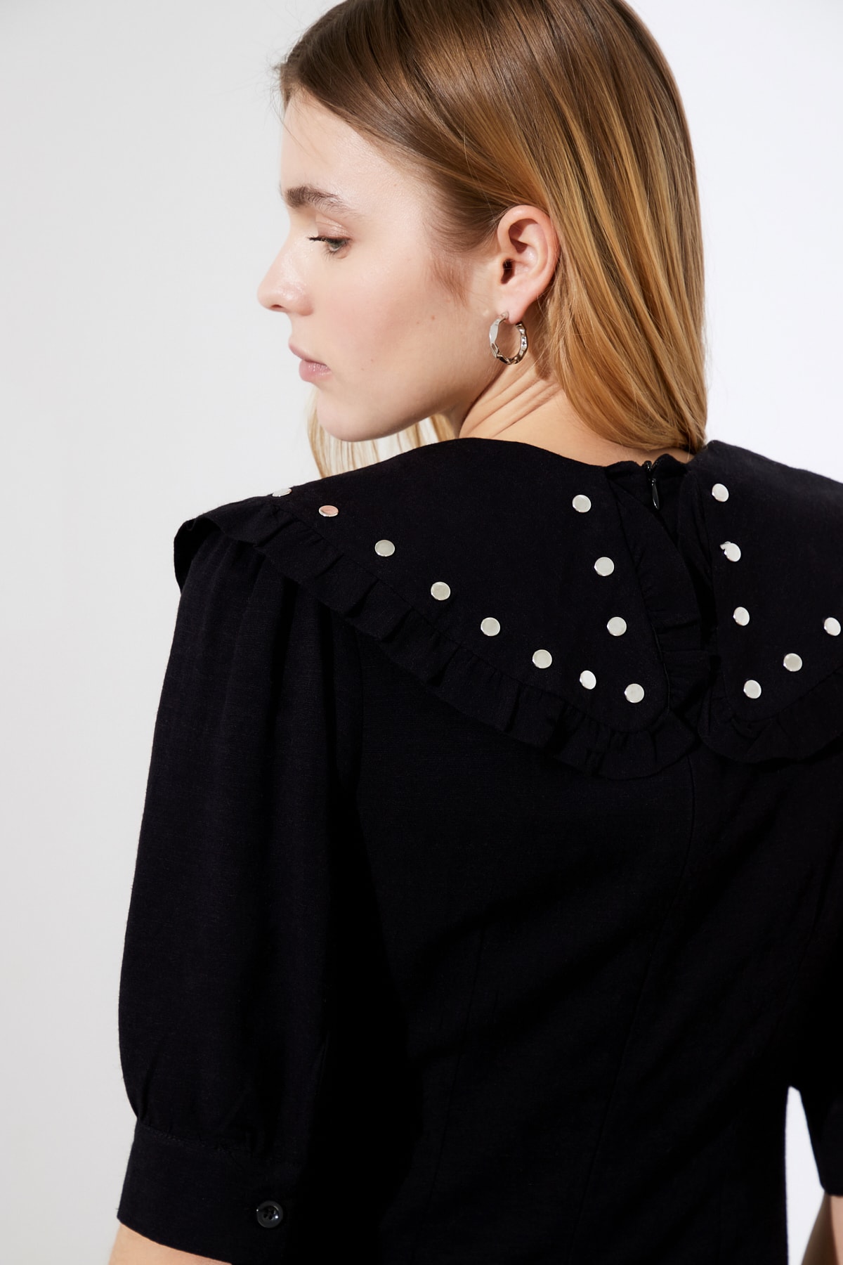 Trendyol Guler negru rochie detaliată