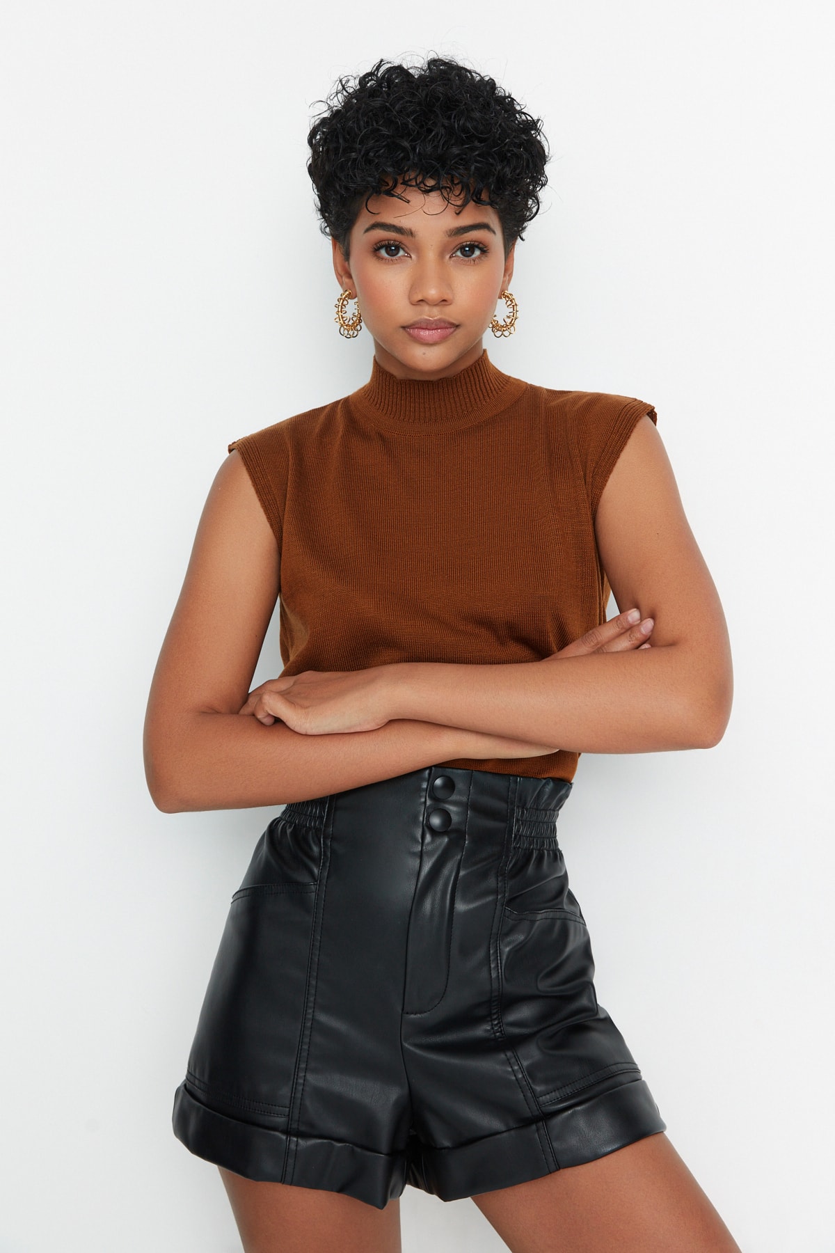 Trendyol Sweater Vest - Brown - Regular fit