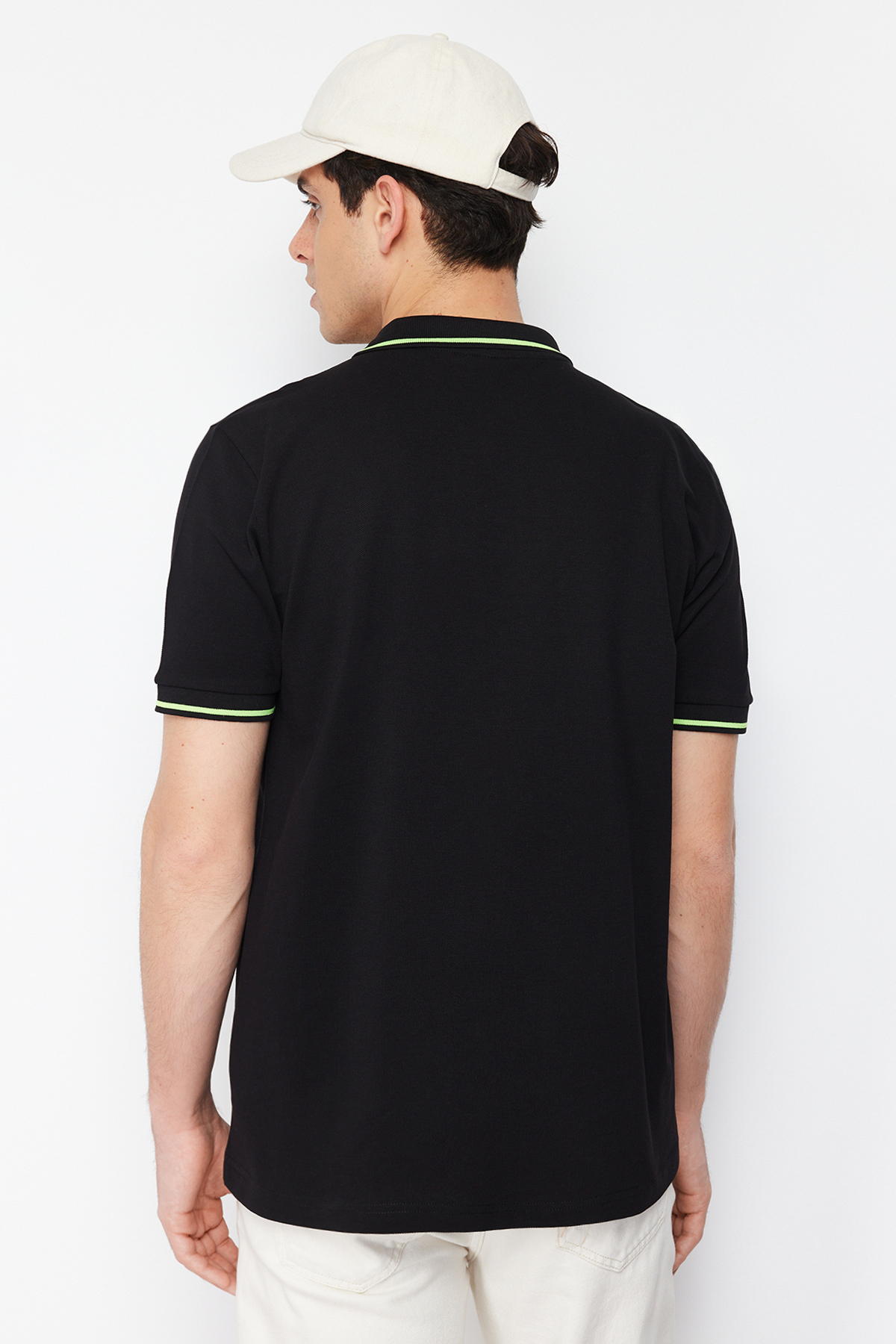 Trendyol Black Men's Zippered Regular Fit Polo Neck T-shirt