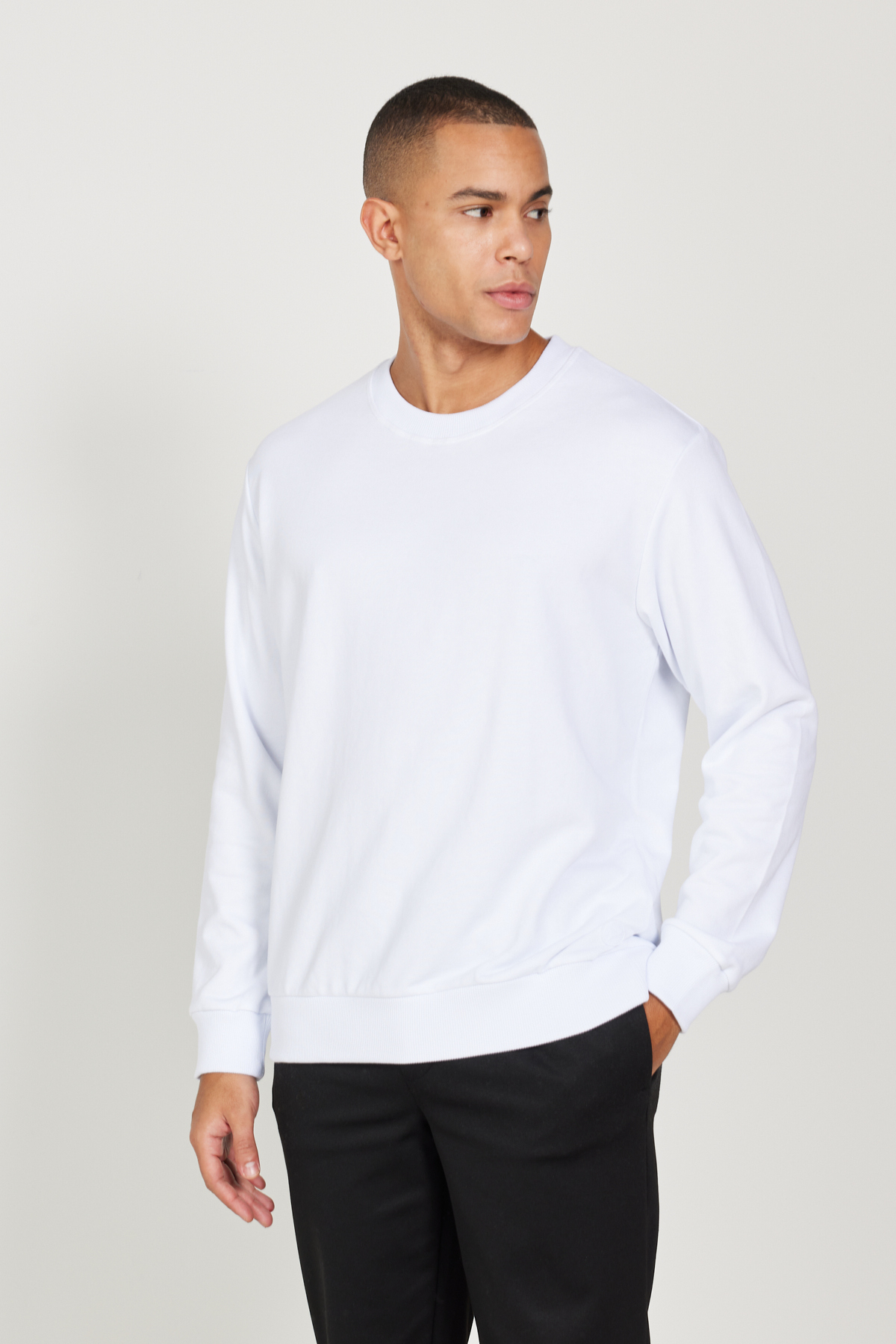 AC&Co / Altınyıldız Classics Men's White Oversize Fit Loose Fit Cotton Fleece Inner 3 Thread Crew Neck Sweatshirt