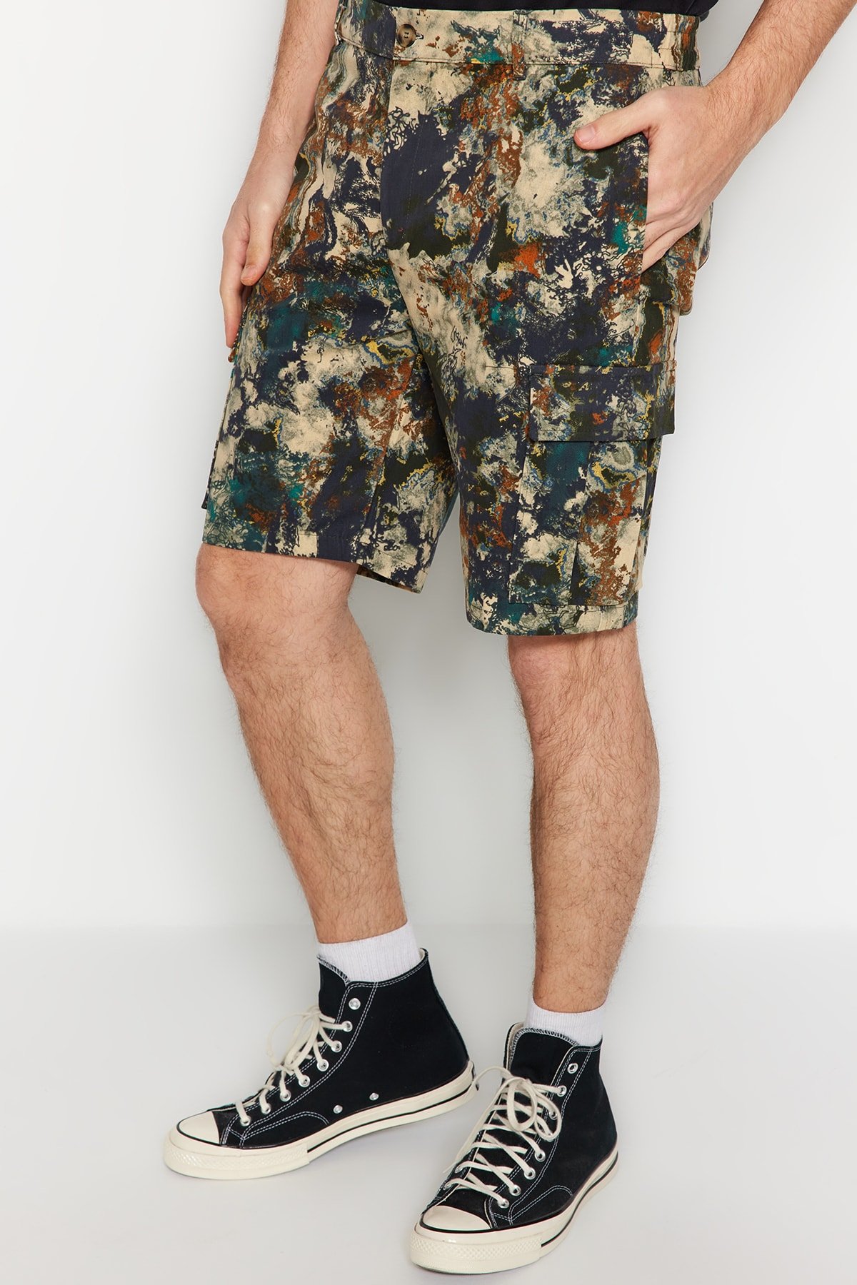 Levně Trendyol Men's Multicolored Cargo Gabardine Shorts
