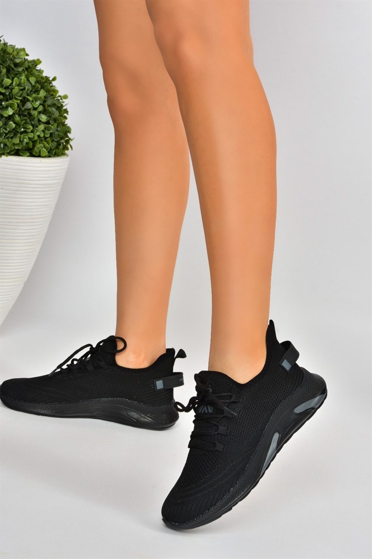 Fox Shoes Black Knitwear Fabric Women's Sports Shoes