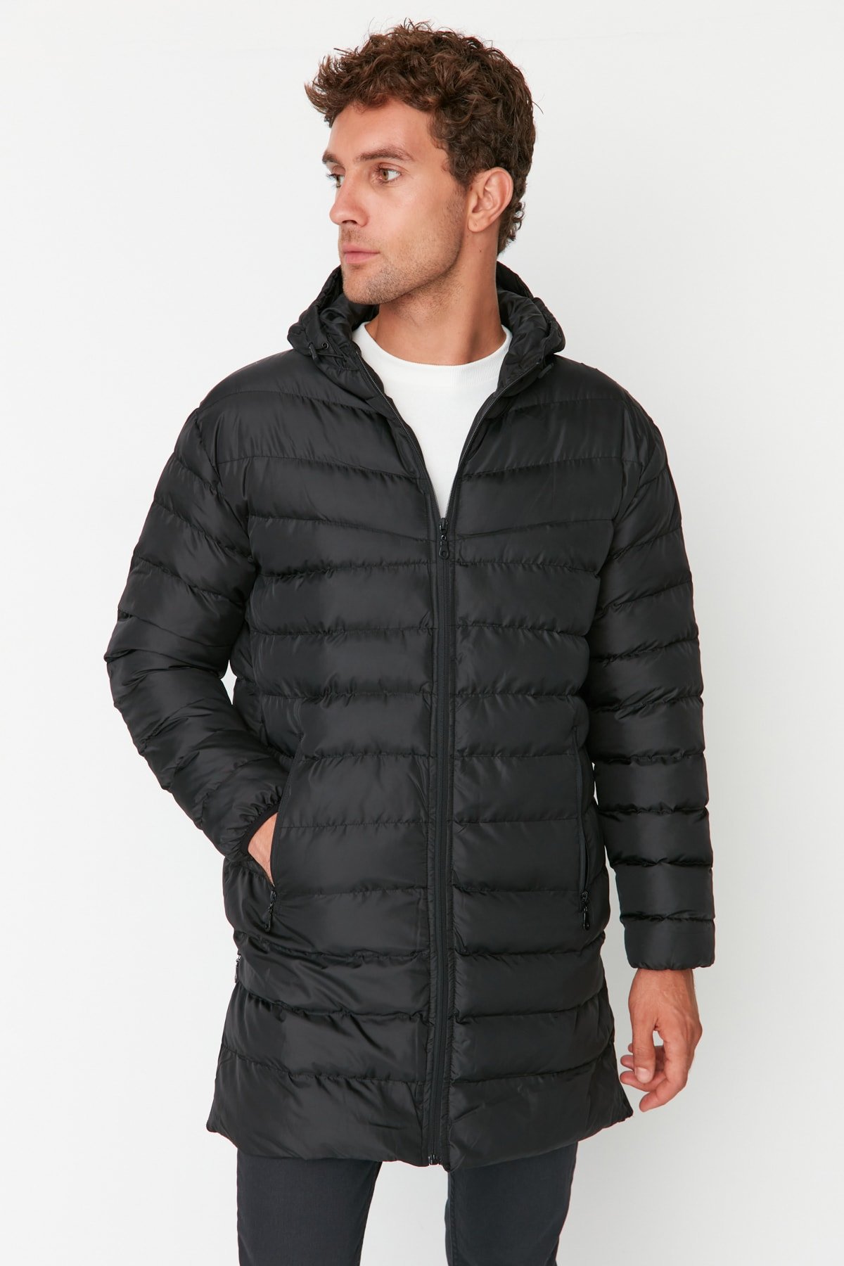 Trendyol Men's Black Regular Fit Zippered Side Wind Resistant Winter Coat