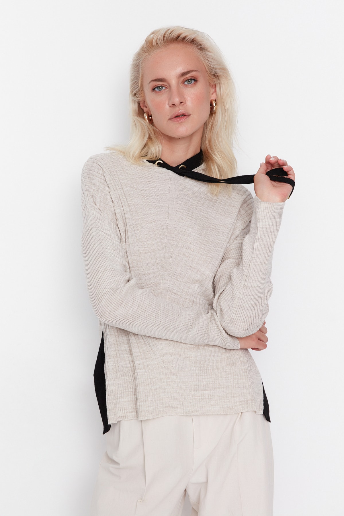 Trendyol Sweater - Beige - Regular fit