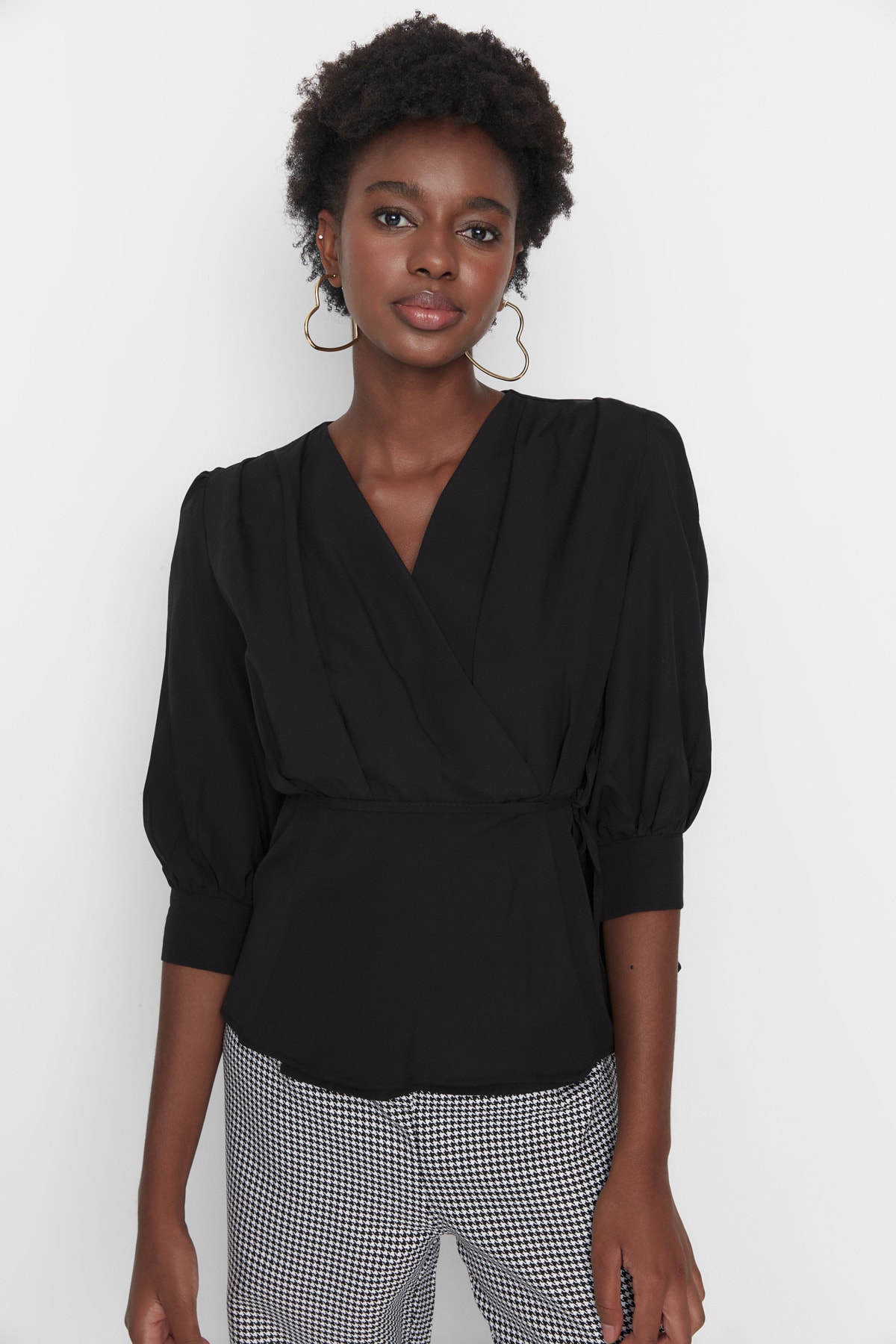 Trendyol Blouse - Schwarz - Regular fit