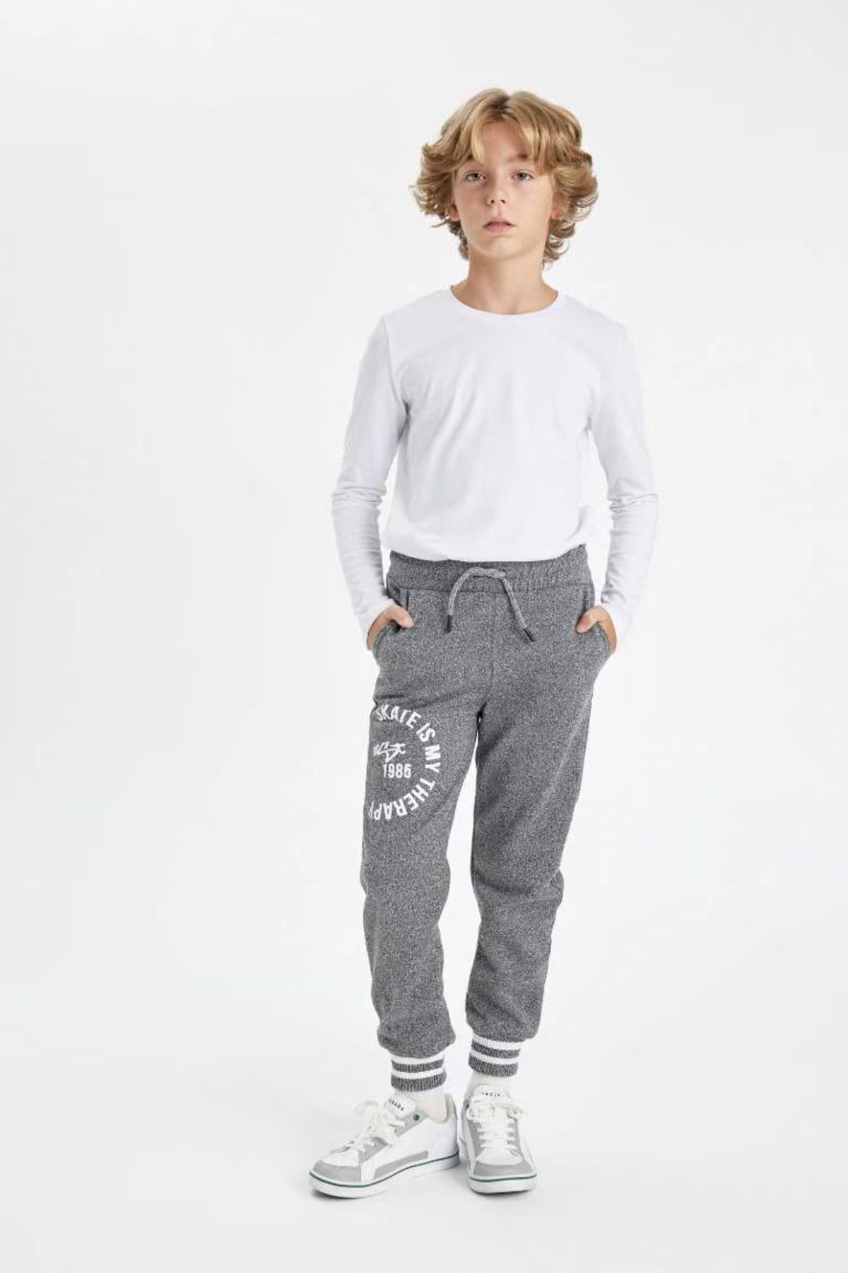 DEFACTO Boy Printed Sweatpants