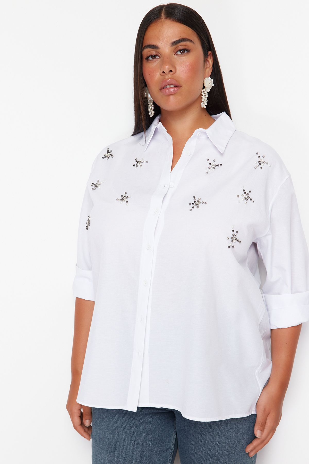 Trendyol Curve White Large Size Stone Embroidered Poplin Woven Shirt