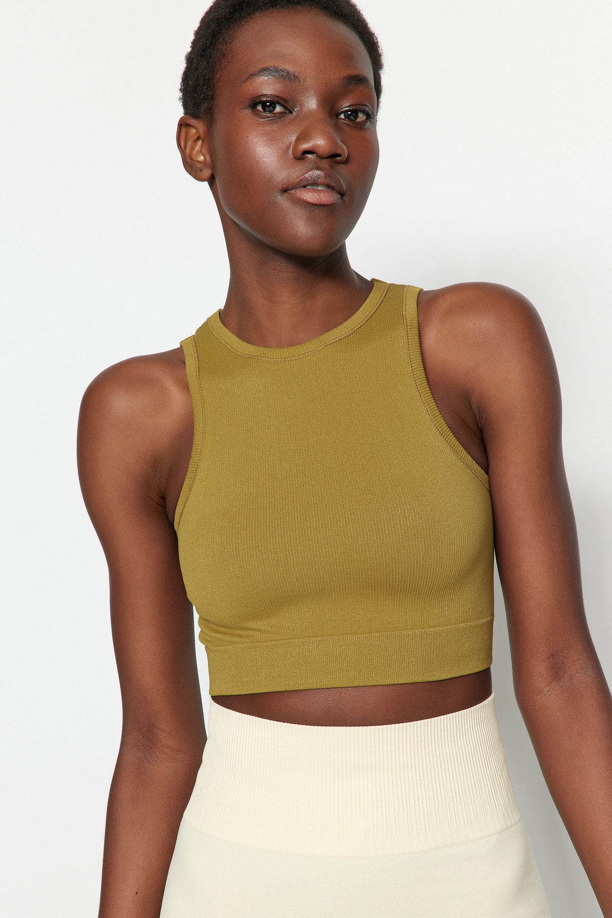 Trendyol Oil Green Seamless/Seamless Corduroy, Lightly Support Pile Halterneck Sports Bra
