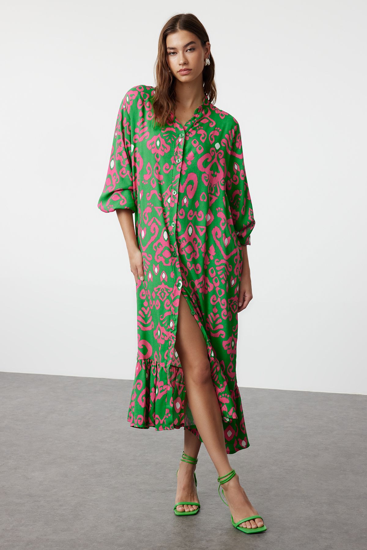 Trendyol Green Ethnic Patterned Wide Cut Viscose Woven Shirt Dress