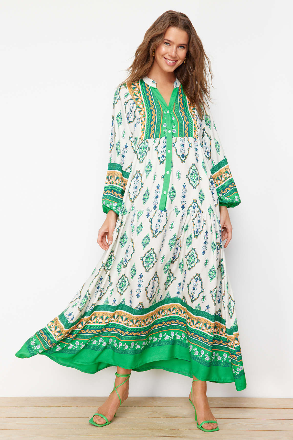 Trendyol Green Floral Pattern Woven Viscose Dress