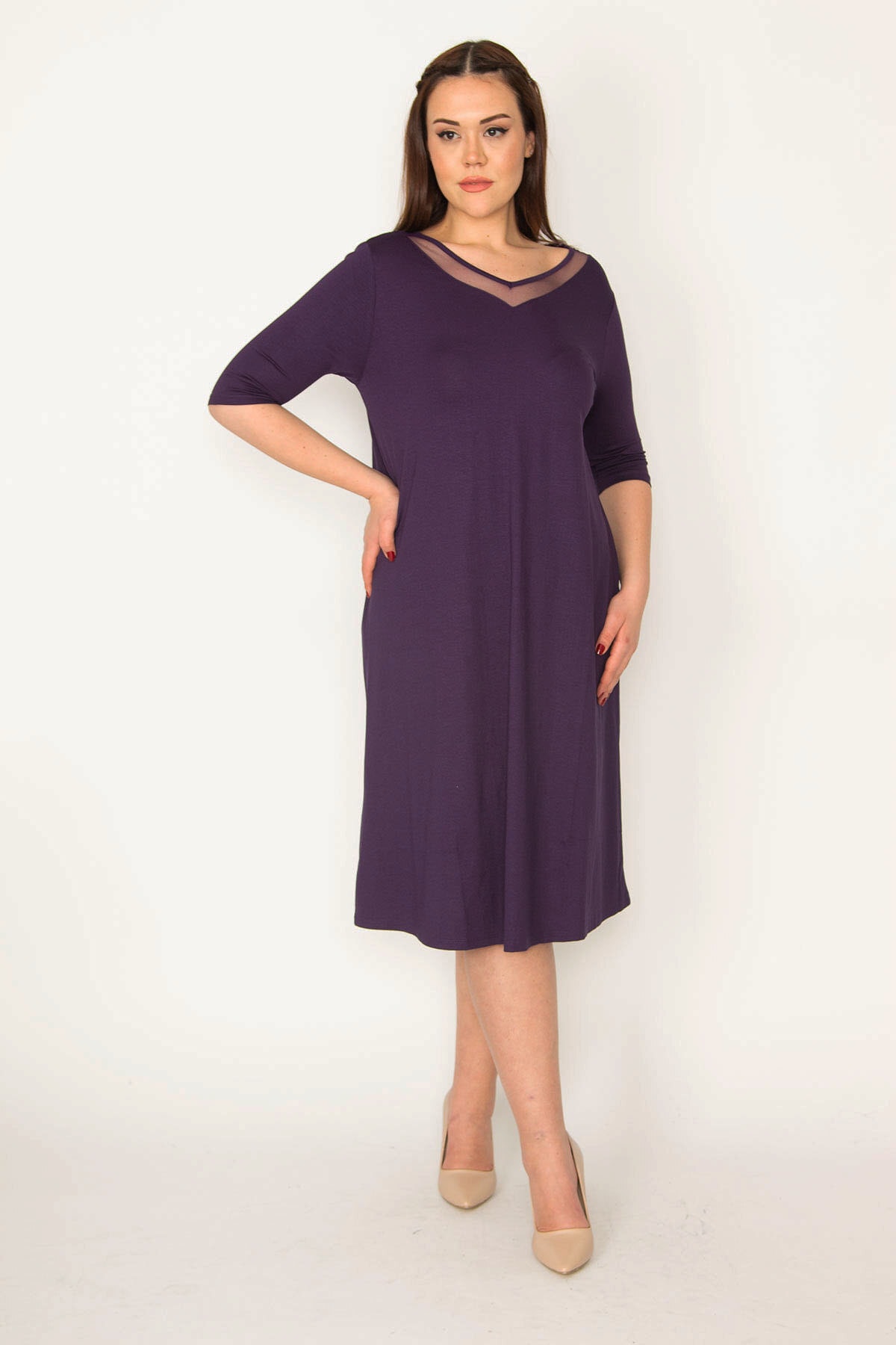 Levně Şans Women's Plus Size Purple Collar Tulle and Lace Detailed Dress