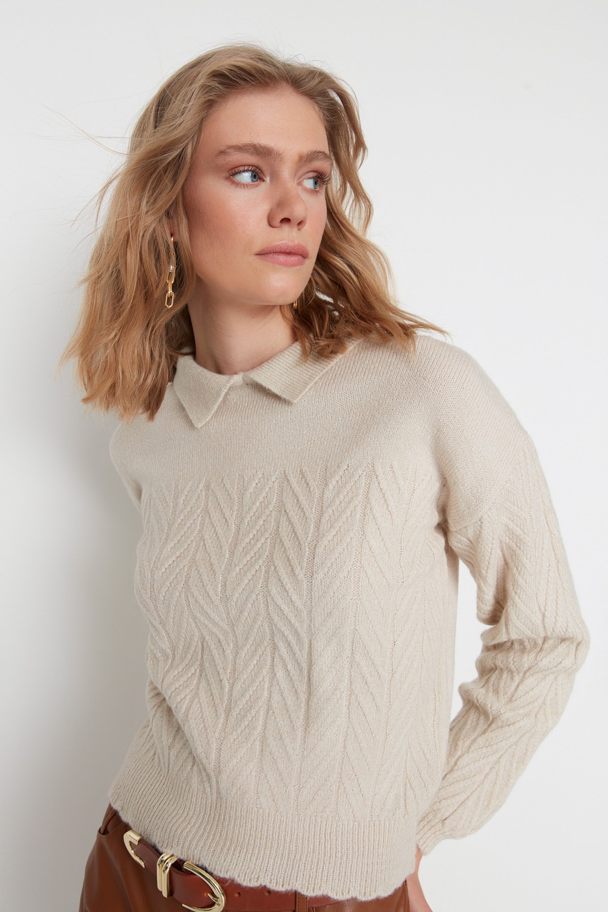 Levně Trendyol Stone Wide Fit Pletený pletený svetr s měkkou texturou