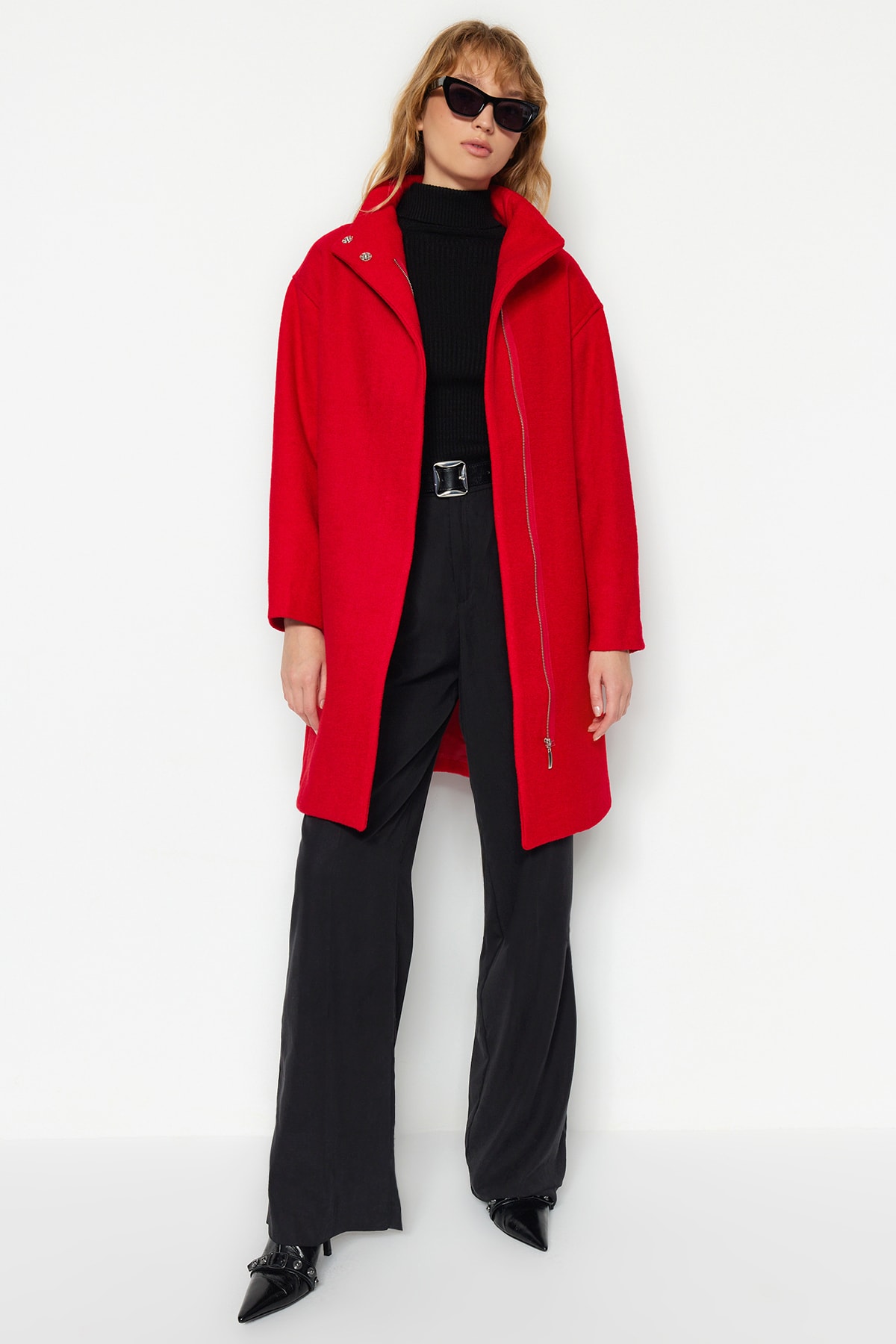 Levně Trendyol červený oversize široký střih dlouhý prošívaný kabát