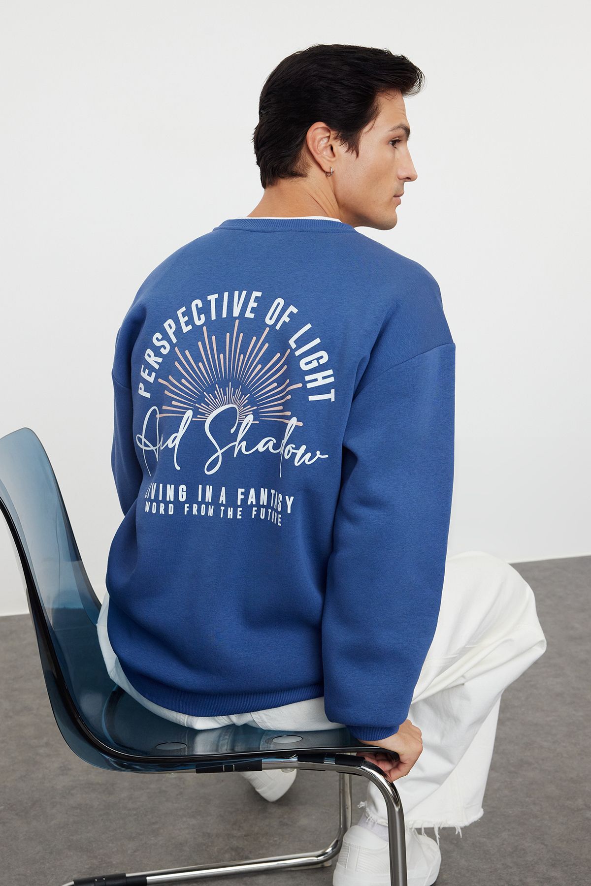 Trendyol Indigo Oversize/Wide Cut Crew Neck Back Text Printed Fleece Sweatshirt