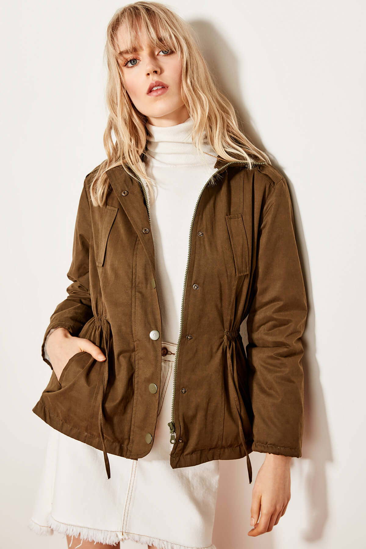 Trendyol khaki jackets with fur inside khaki 36 levně Blesk zboží