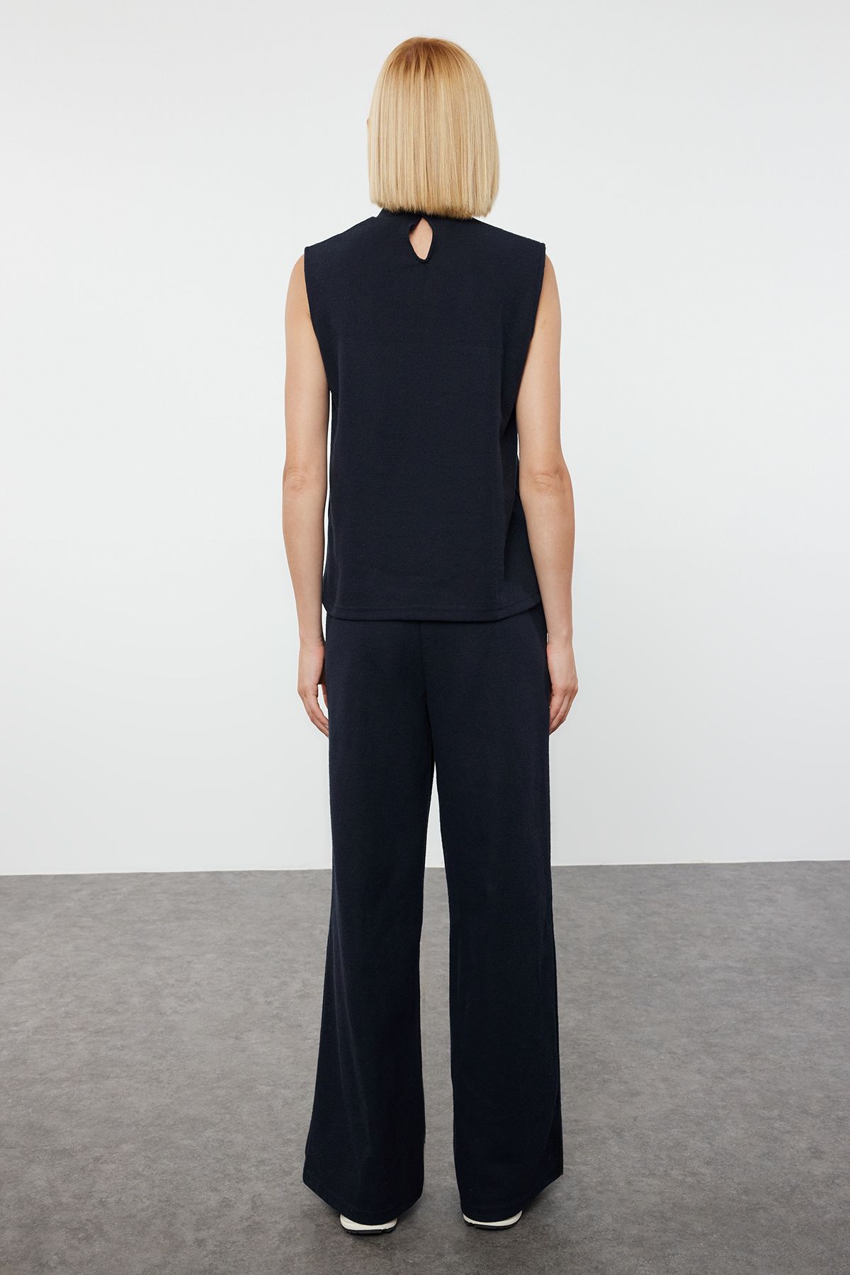 Trendyol Navy Blue Thessaloniki Sleeveless Flexible Knitted Bottom-Top Set