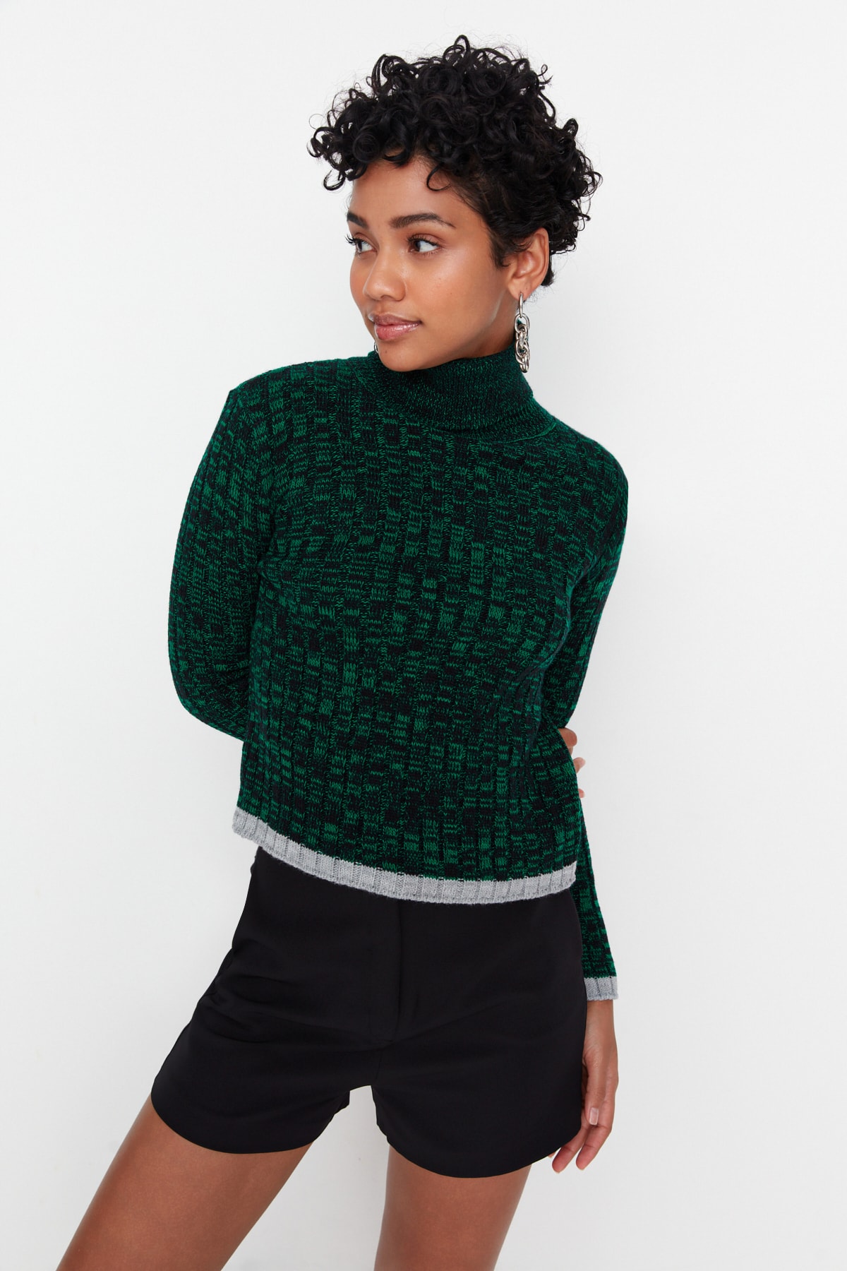 Trendyol Sweater - Black - Regular fit