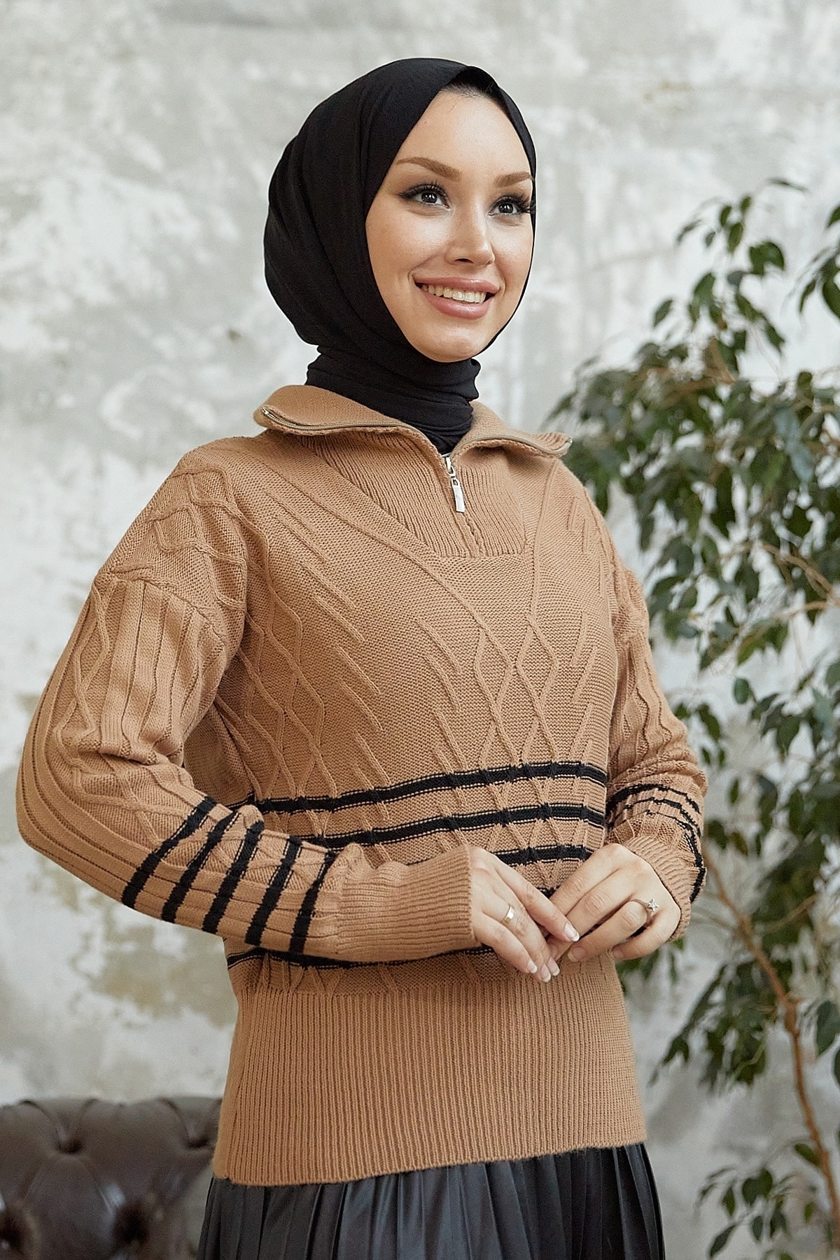 InStyle Sova Turtleneck Zipper Striped Knitwear Sweater - Camel