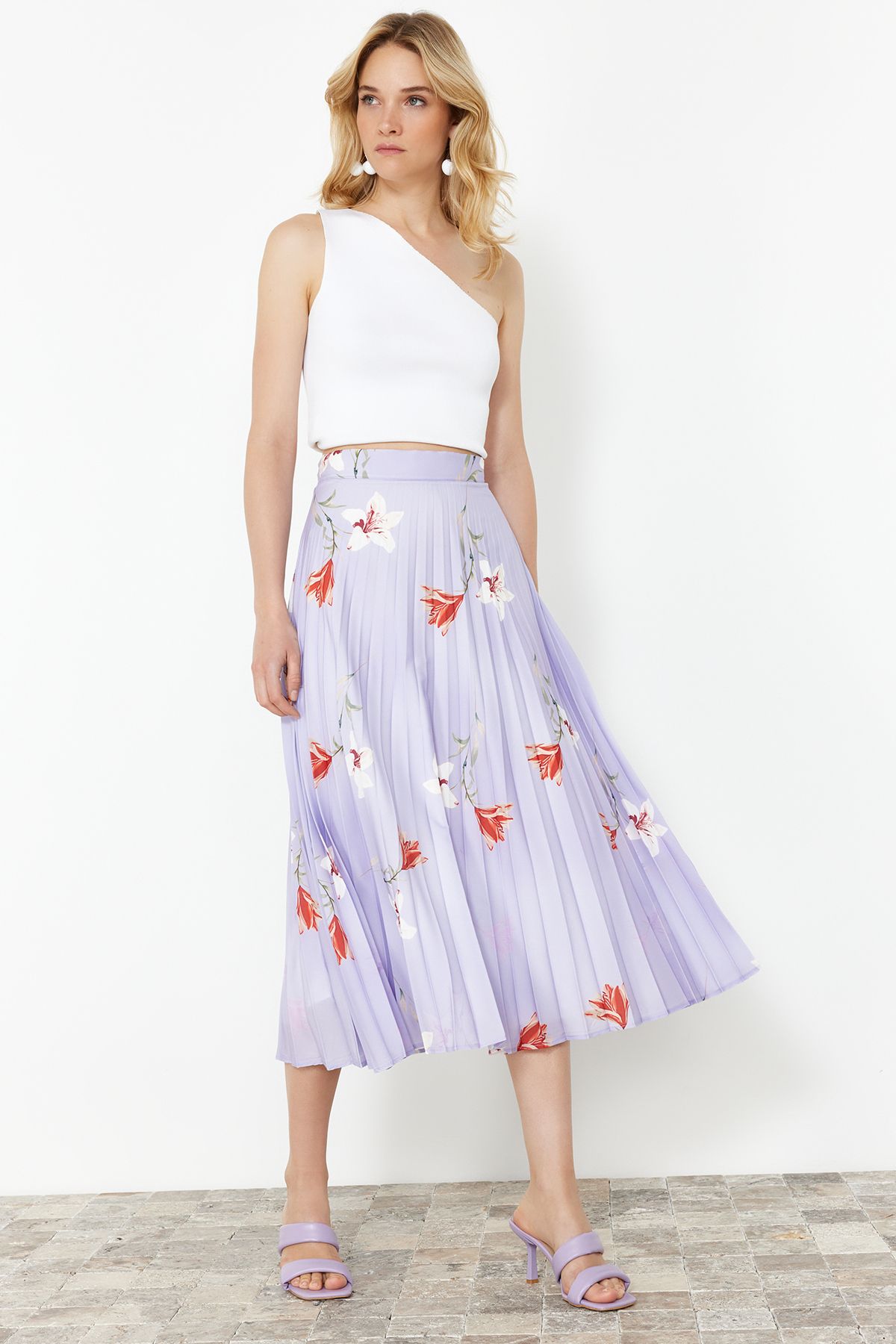 Trendyol Lilac Floral Patterned Pleated Satin Fabric Maxi Length Woven Skirt