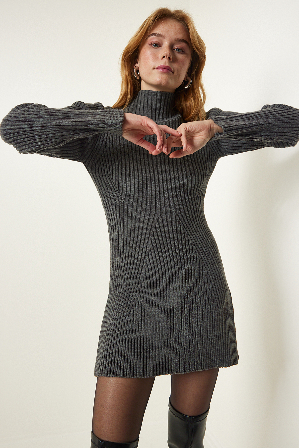 Levně Happiness İstanbul Gray Ribbed A-Line Knitwear Dress