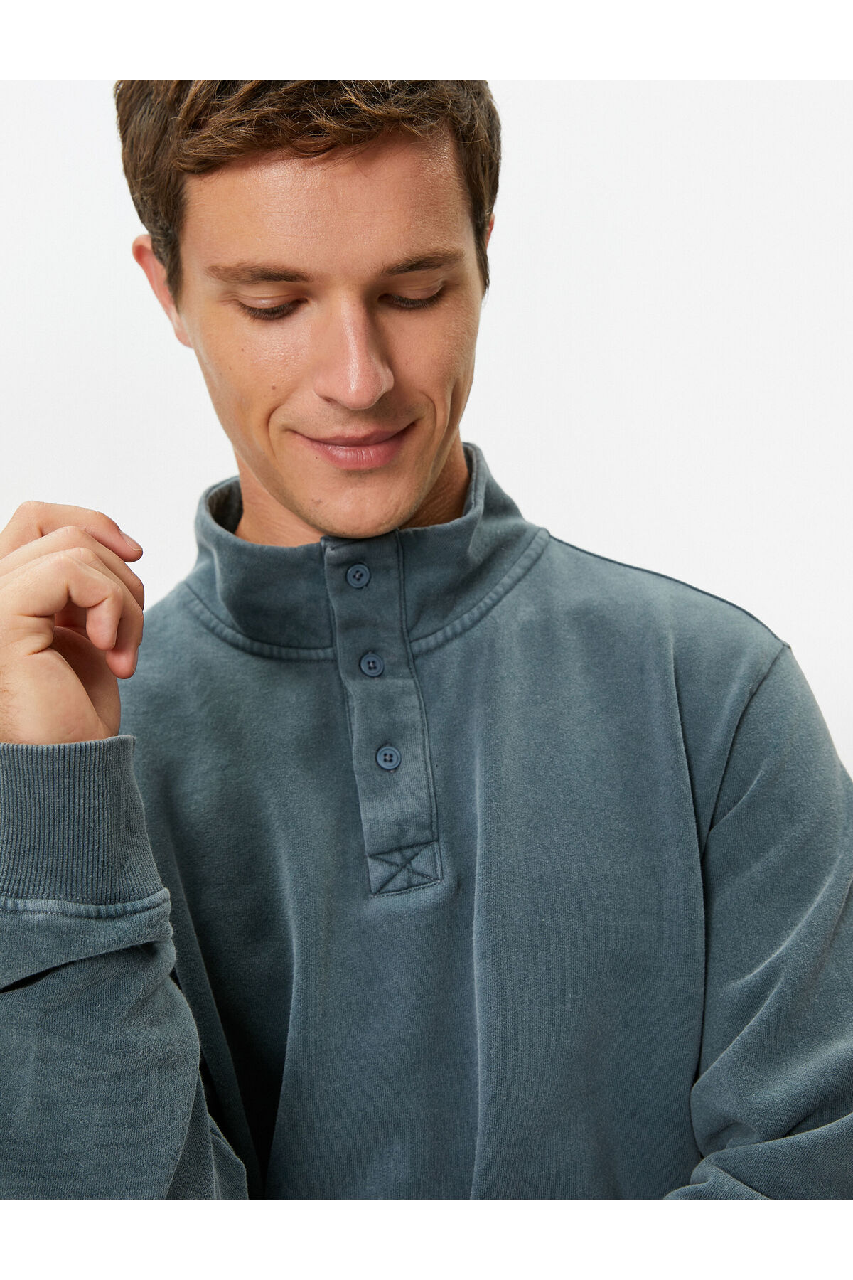 Levně Koton Washed Sweatshirt Stand Collar Button Detailed Cotton