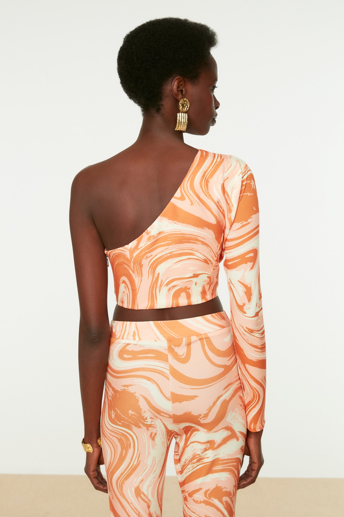 Top dama, Trendyol Single sleeve