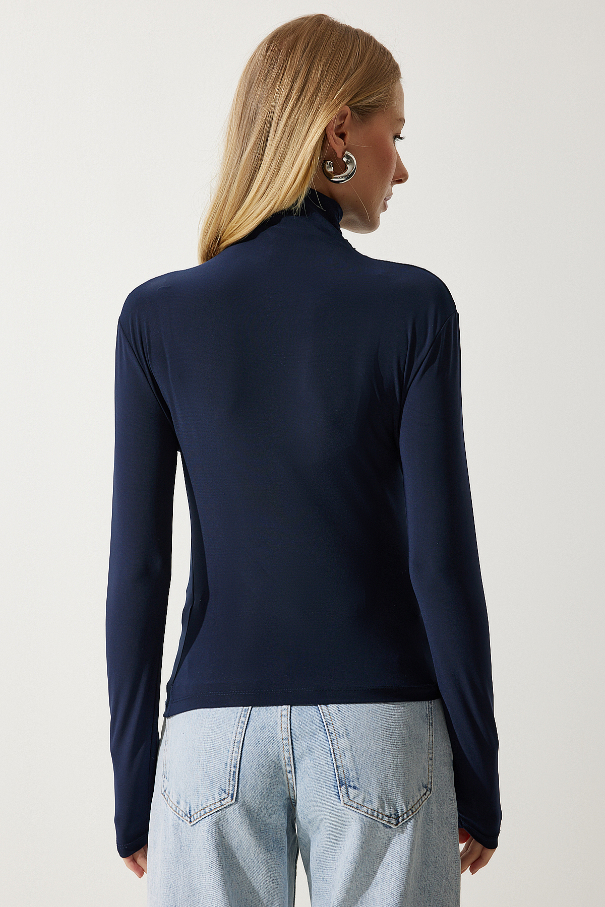 Happiness İstanbul Women's Navy Blue Gathered Detailed High Neck Sandy Blouse