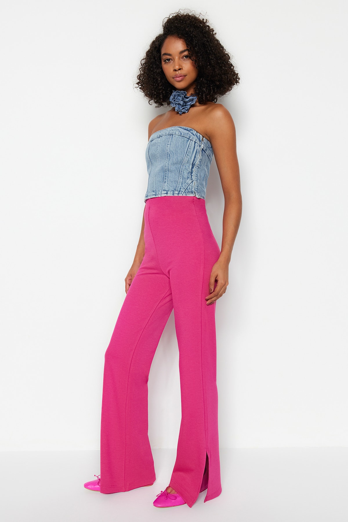 Trendyol Fuchsia with slits in the sides, Flare/Flare-Flare High Waist Knitted Trousers
