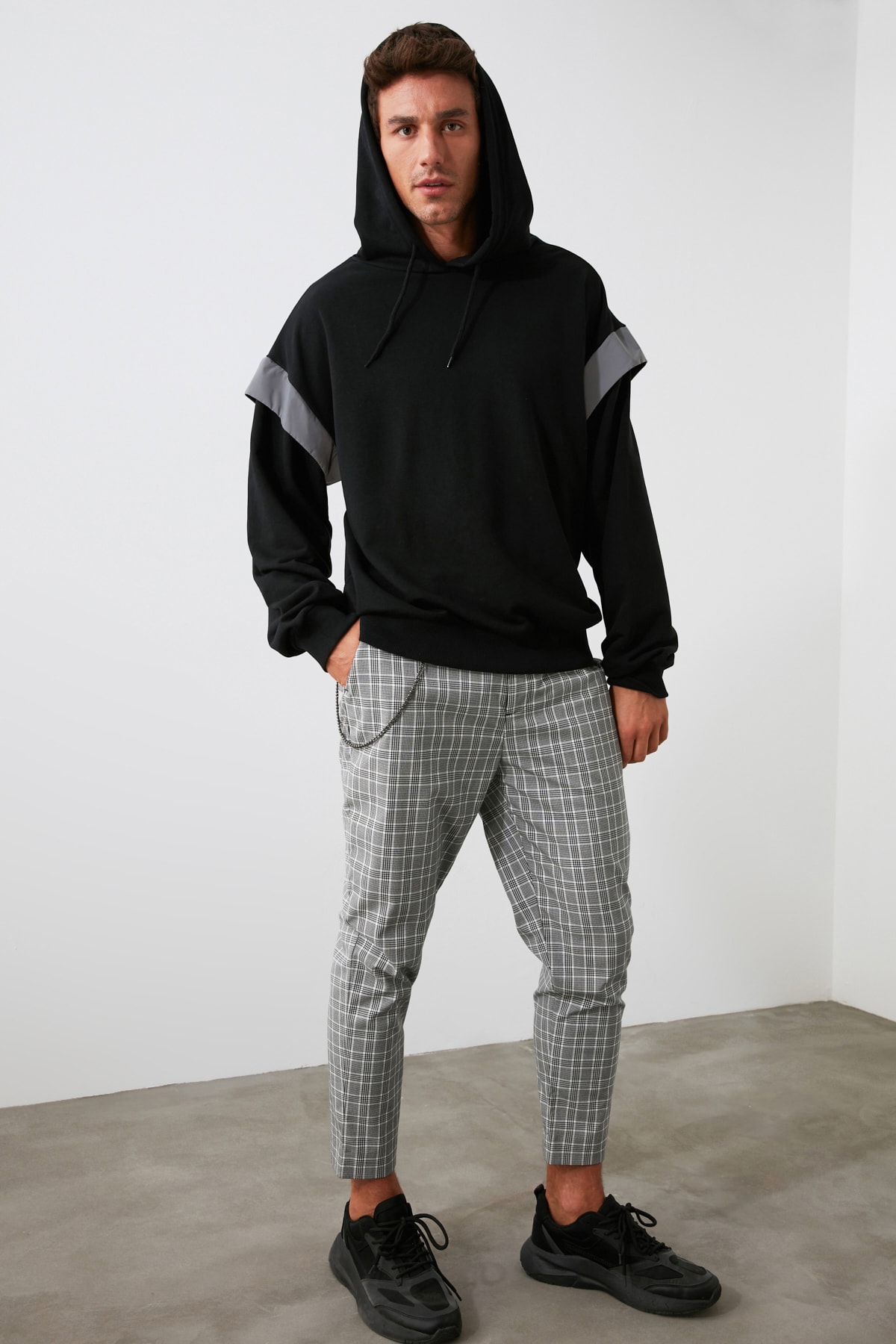 nike sweatshirt trendyol