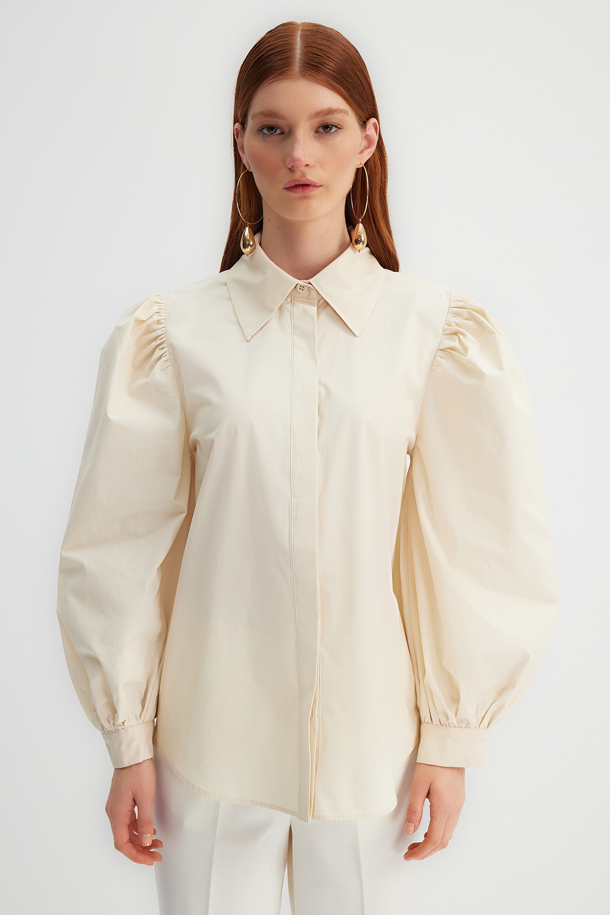 Trendyol X Kevser Sarıoğlu Beige Big Collar Balloon Sleeve 100% Cotton Poplin Woven Shirt