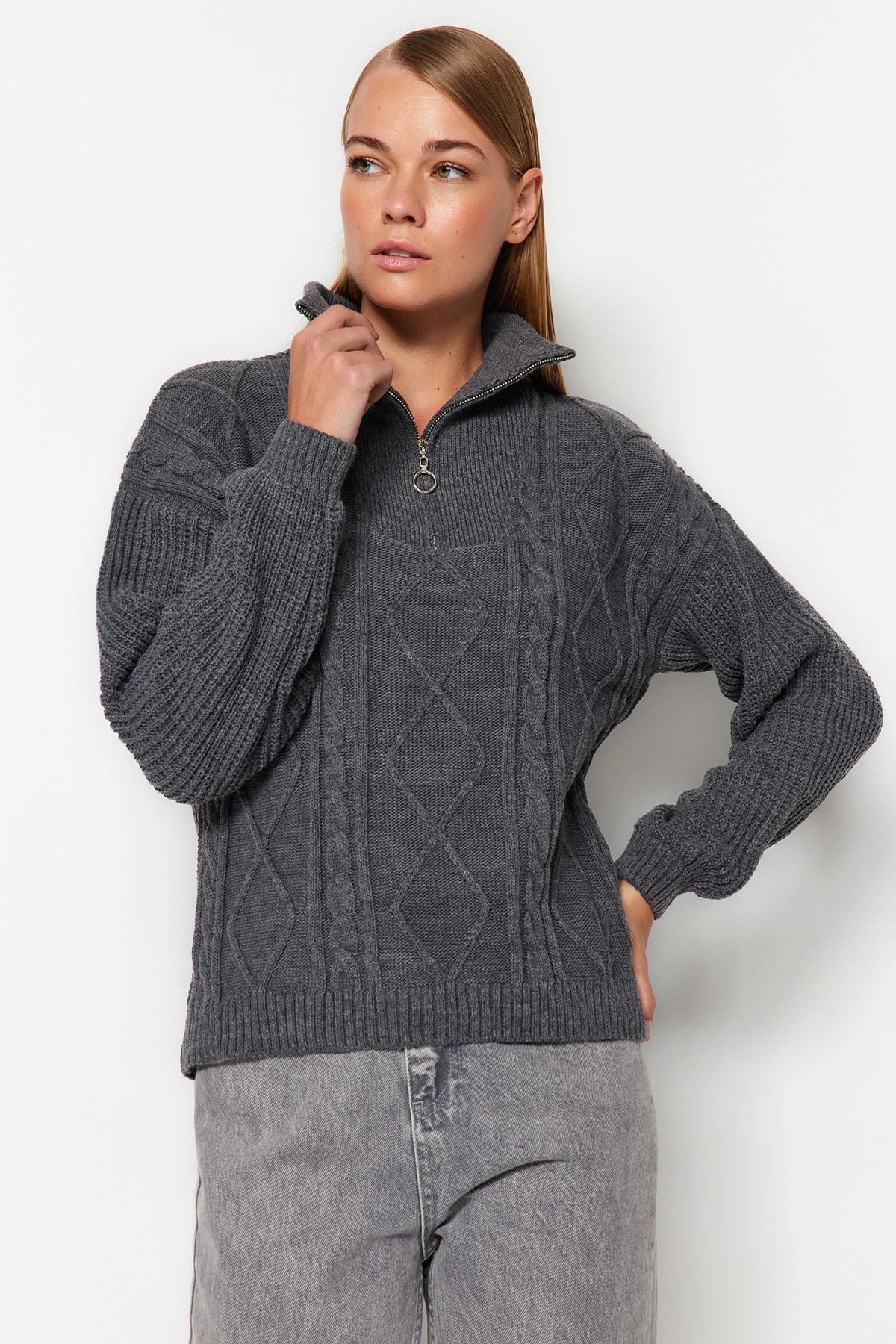 Trendyol Sweater - Gray - Regular fit