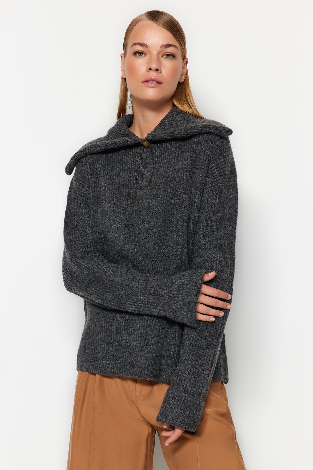 Trendyol Sweater - Gray - Regular fit