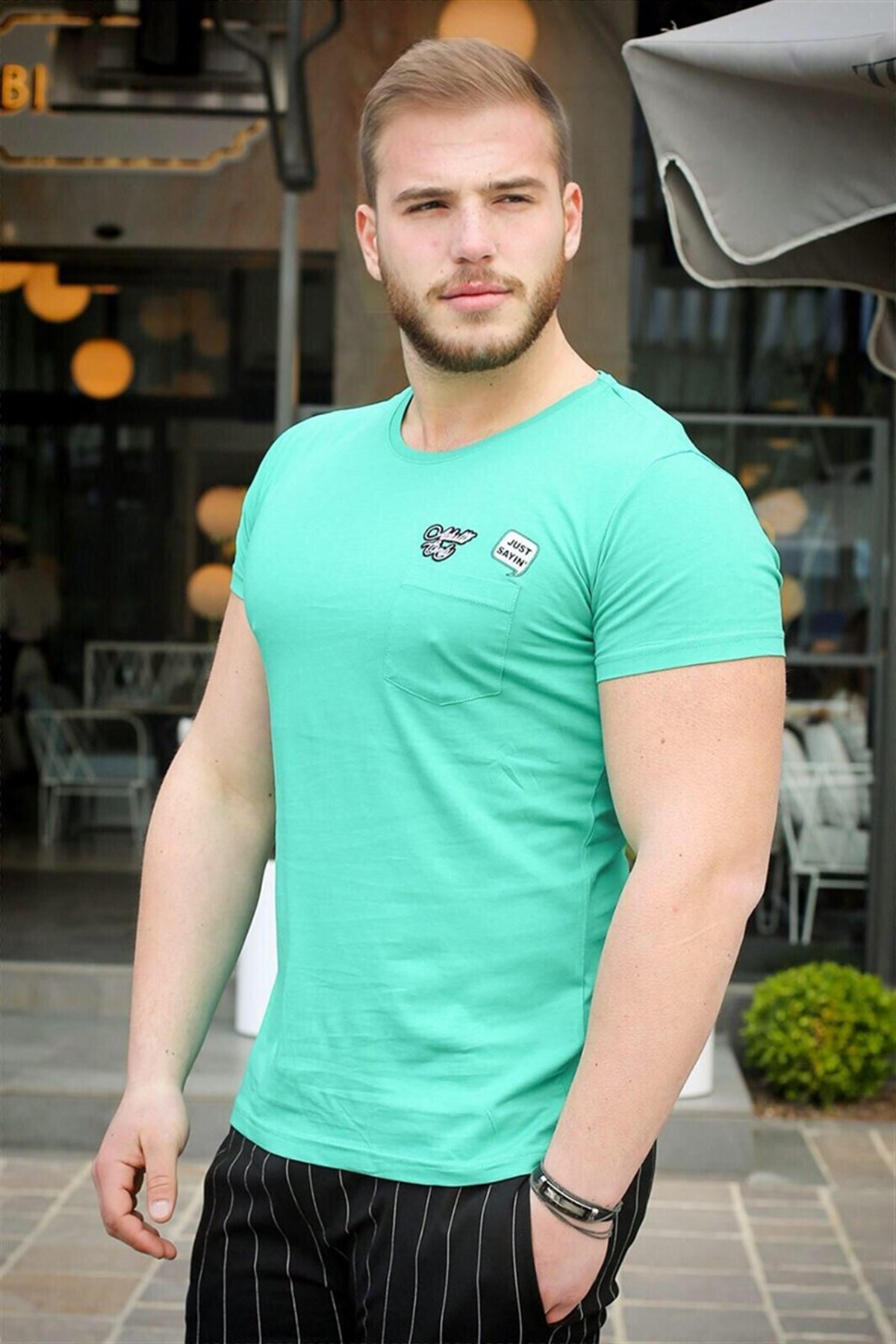 Levně Madmext Crest Detailed Green T-Shirt 3037