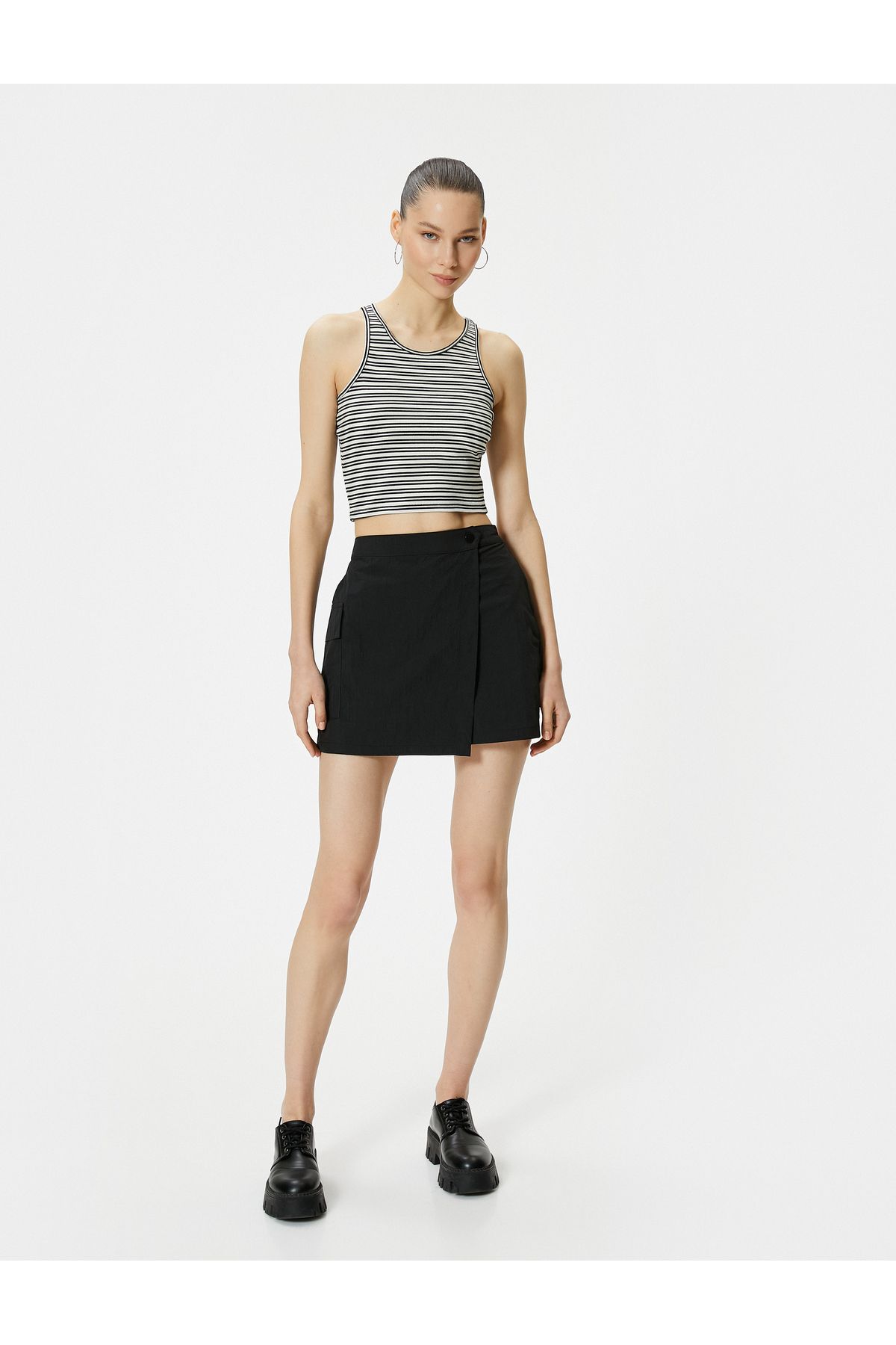 Levně Koton Shorts Skirt Cargo Pocket Parachute Fabric