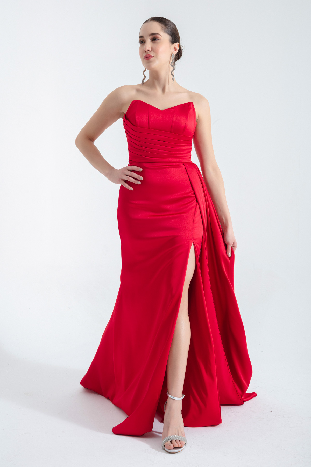 Levně Lafaba Women's Red Strapless Long Evening Dress