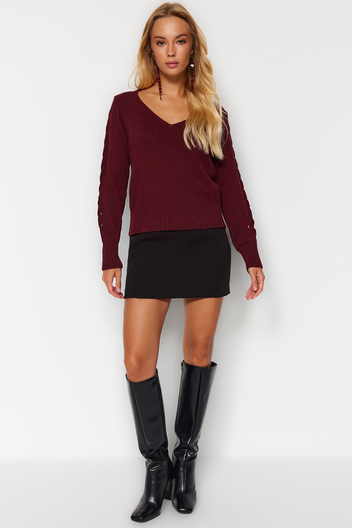 Trendyol Sweater - Burgundy - Regular fit