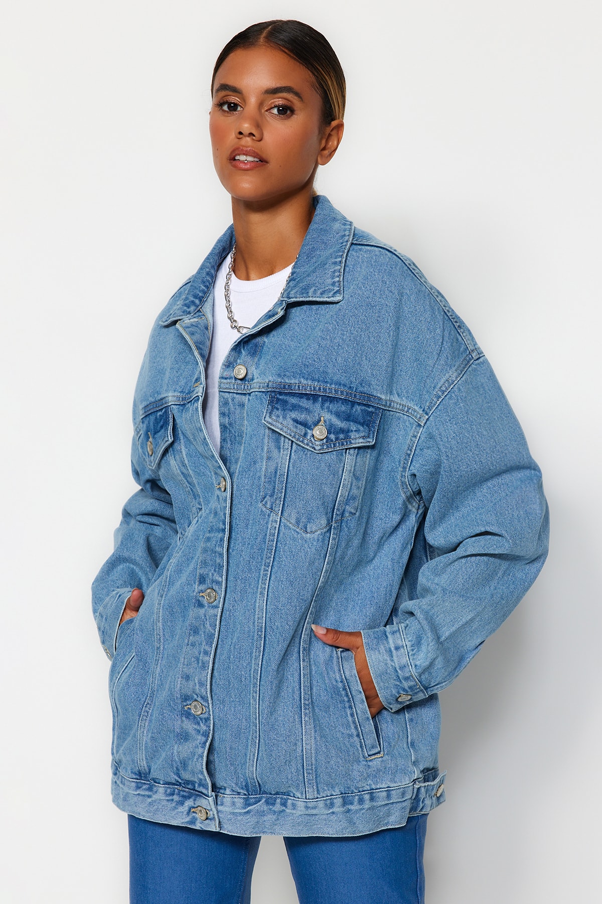 Jachetă Trendyol Blue Oversize Trucker Denim