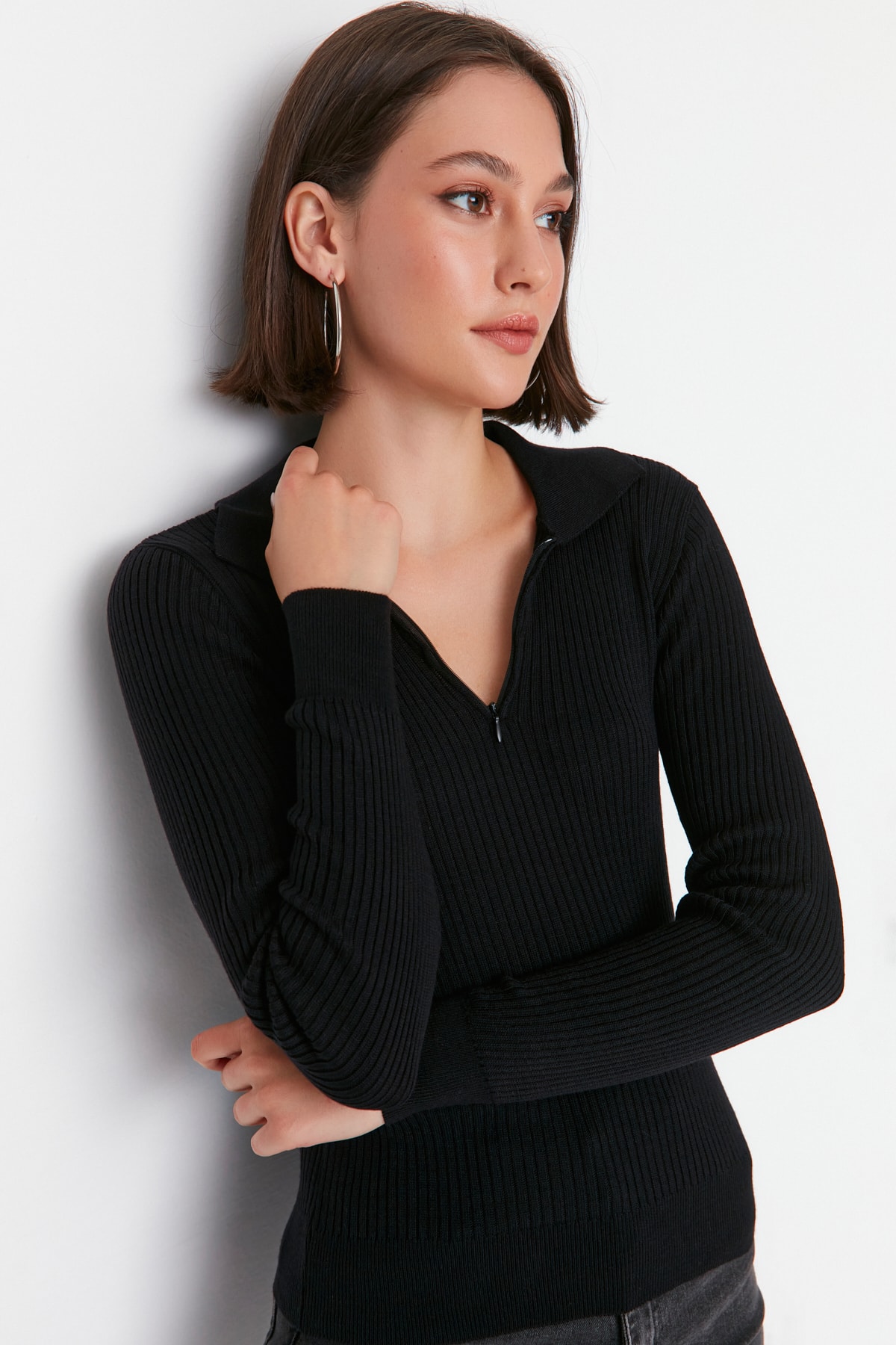 Trendyol Black Zipper Detailed Knitwear Sweater
