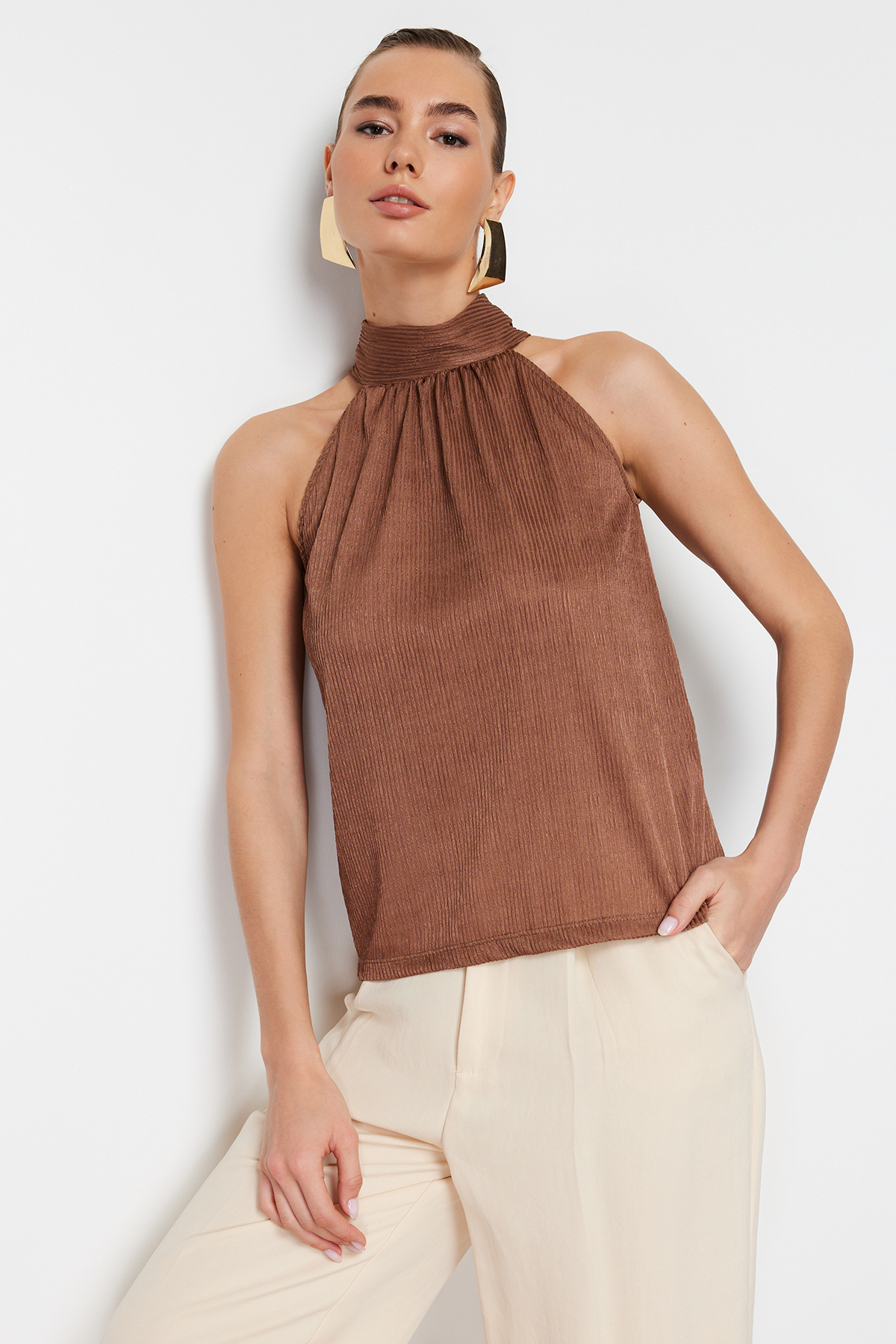 Trendyol Brown High Collar Regular Fit Pleated Knitted Blouse