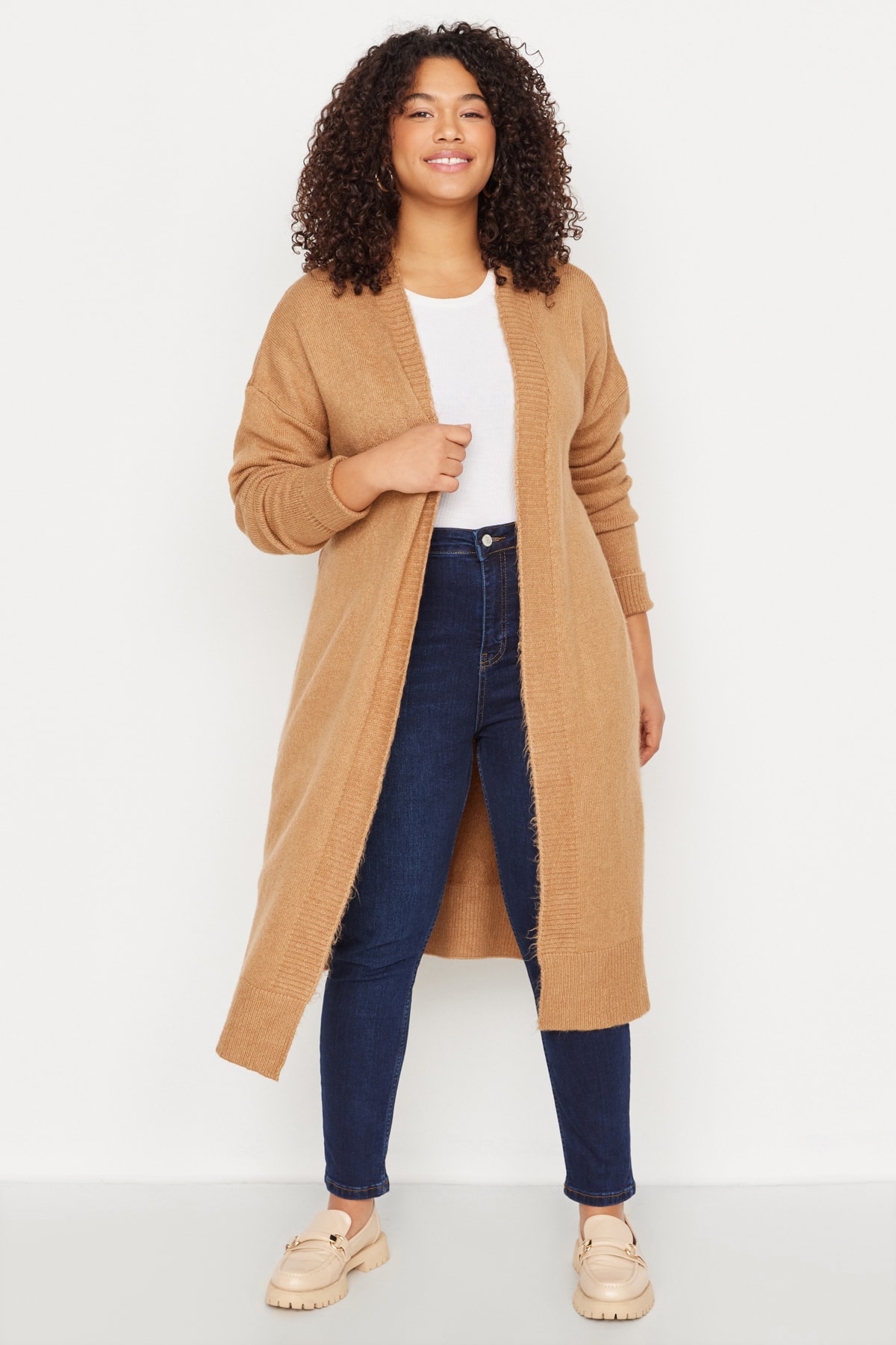 Trendyol Curve Camel Oversize Knitwear Cardigan