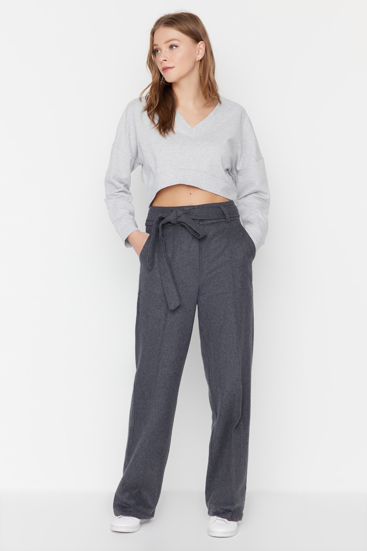 Trendyol Pants - Grau - Wide leg
