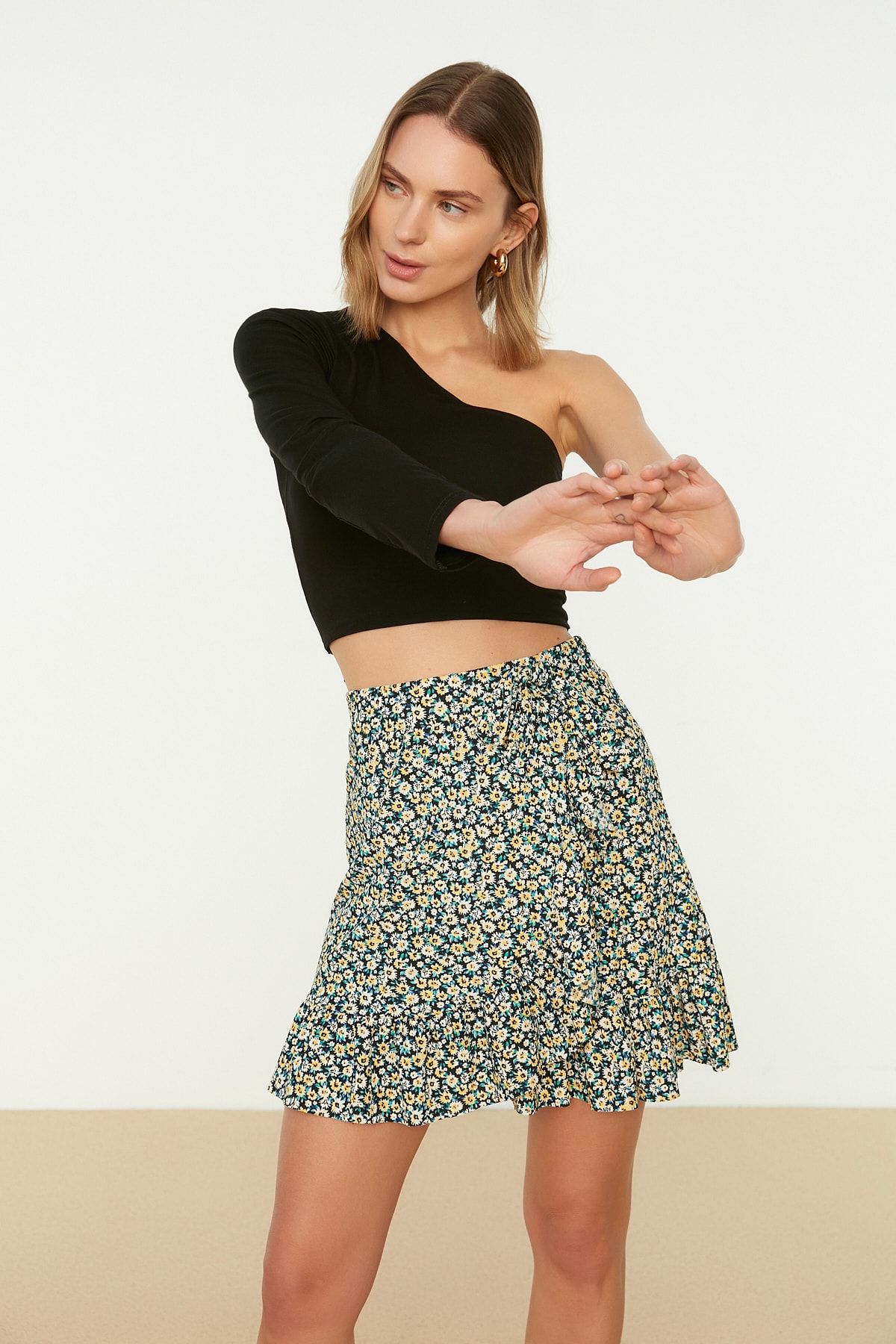 Trendyol Blouse - Black - Slim fit