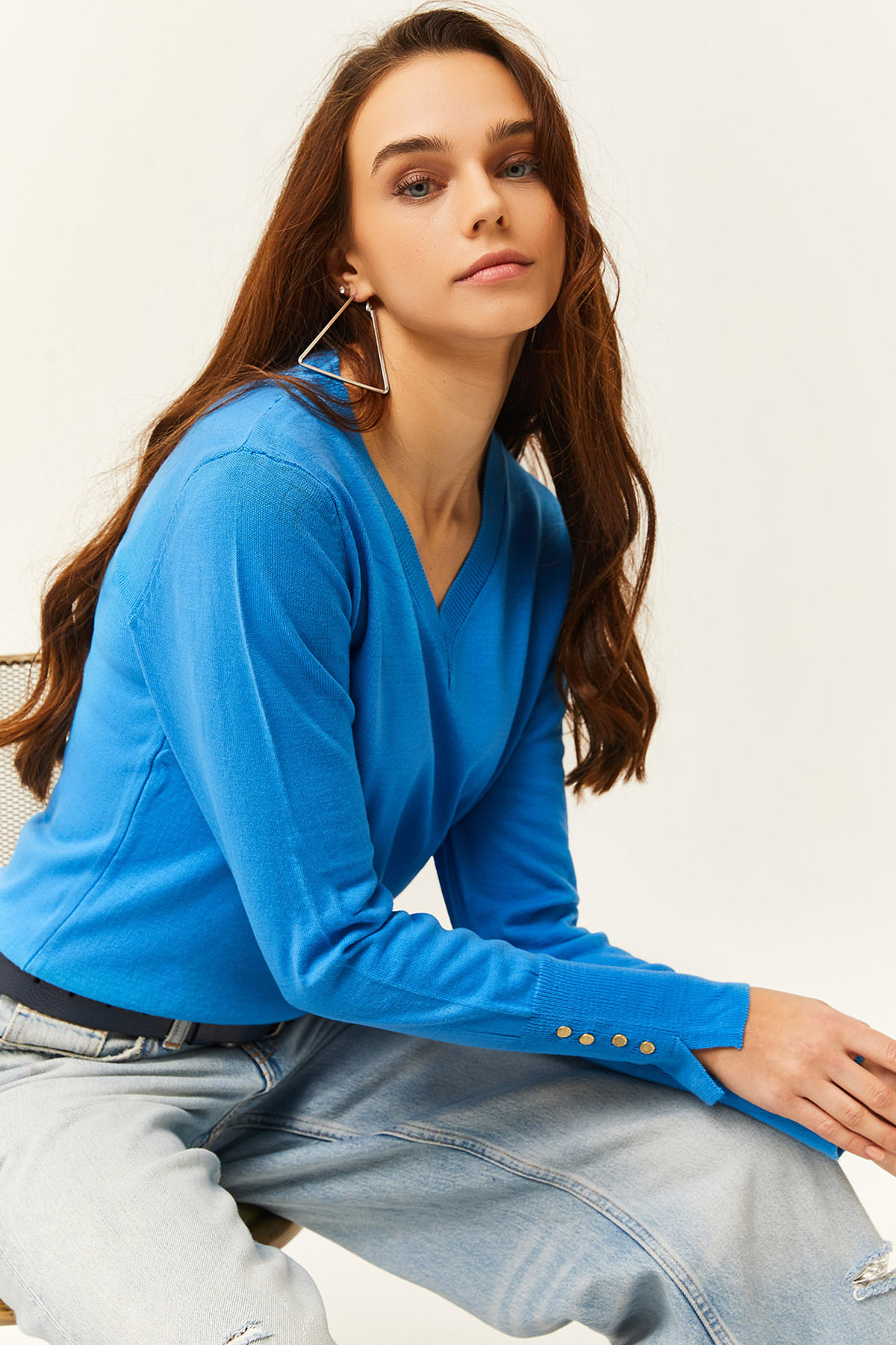 Olalook Women's Blue V-Neck Cuff Slit Buttoned Knitwear Sweater