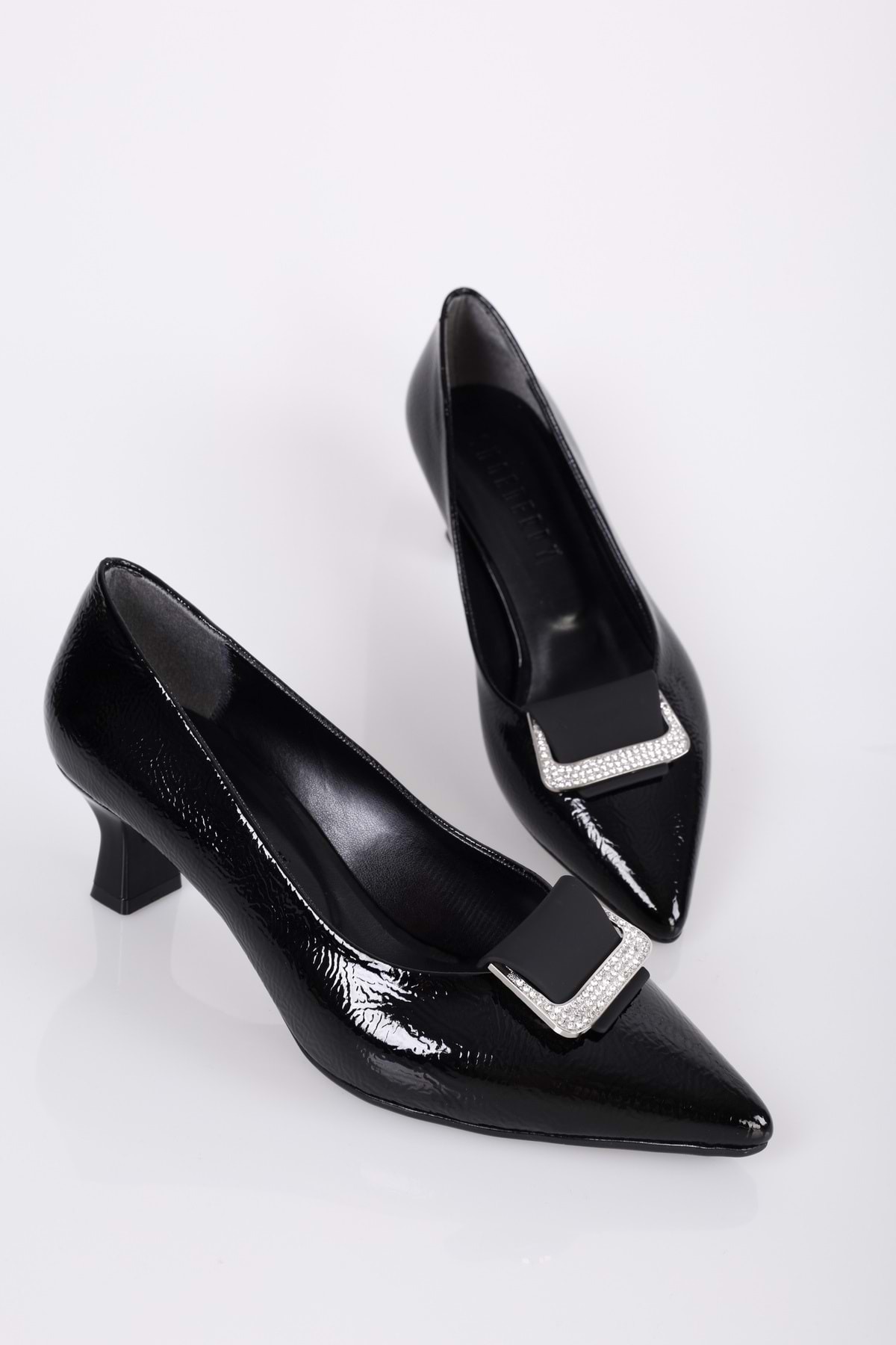 Levně Shoeberry Women's Savoir Black Patent Leather Heeled Shoes Stiletto
