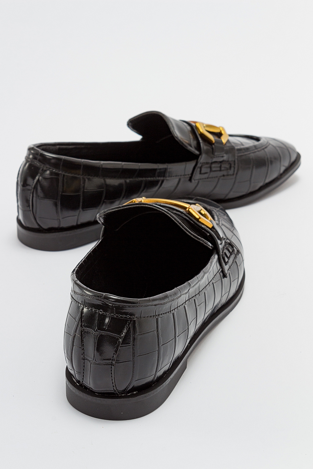 LuviShoes JETLA Women&#039;s Black Loafers with Print