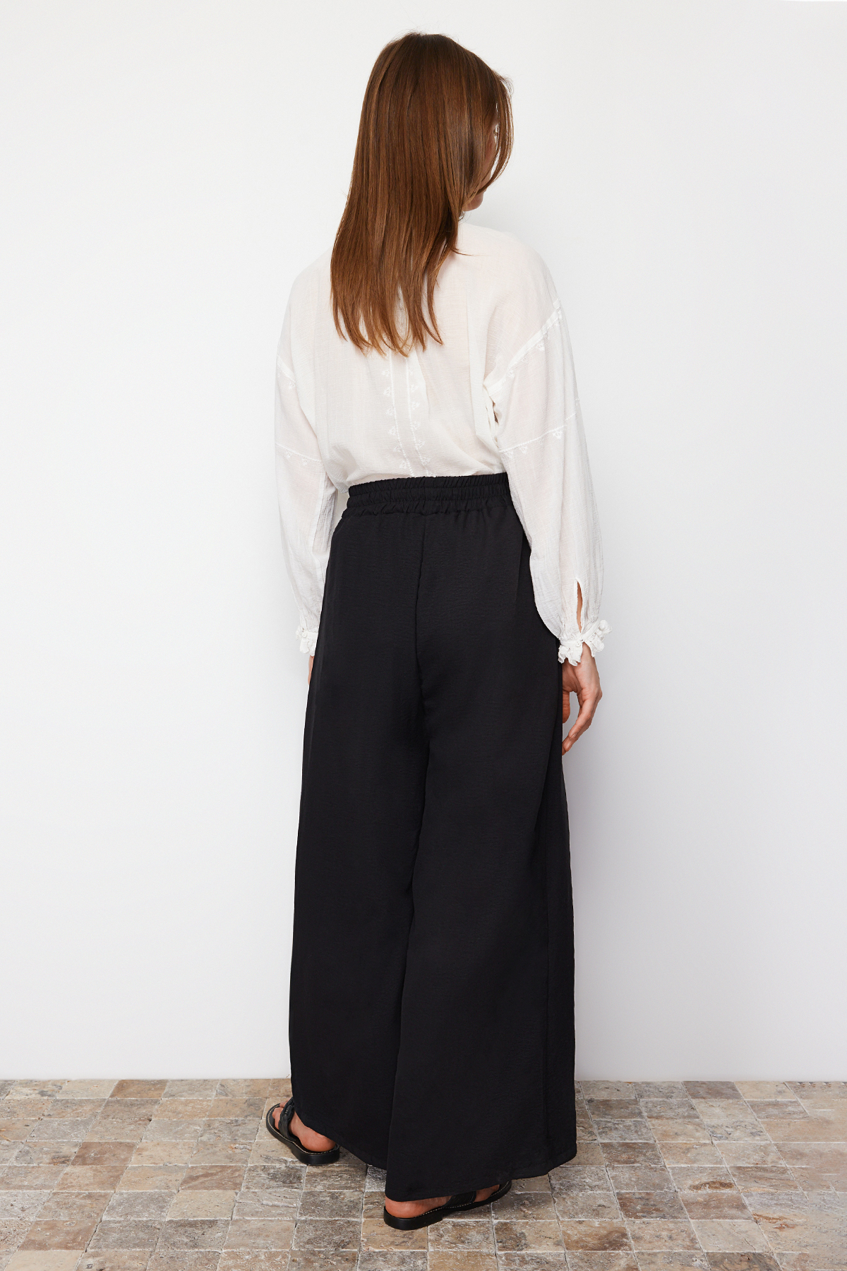 Pantaloni dama, Trendyol